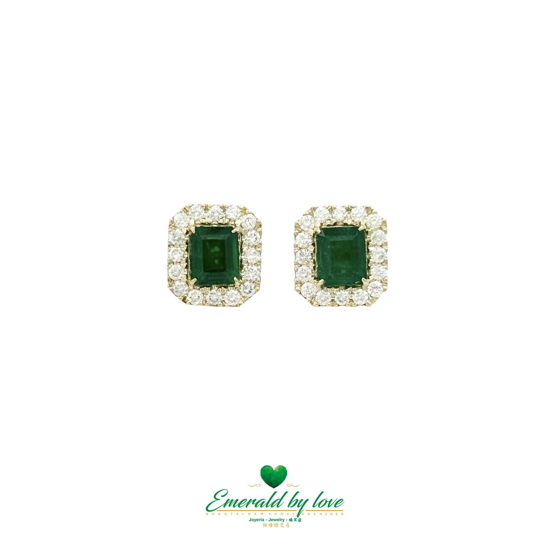 Luxury Emerald-Cut Colombian Emerald Pendant & Earrings Set with Diamond Cluster Setting