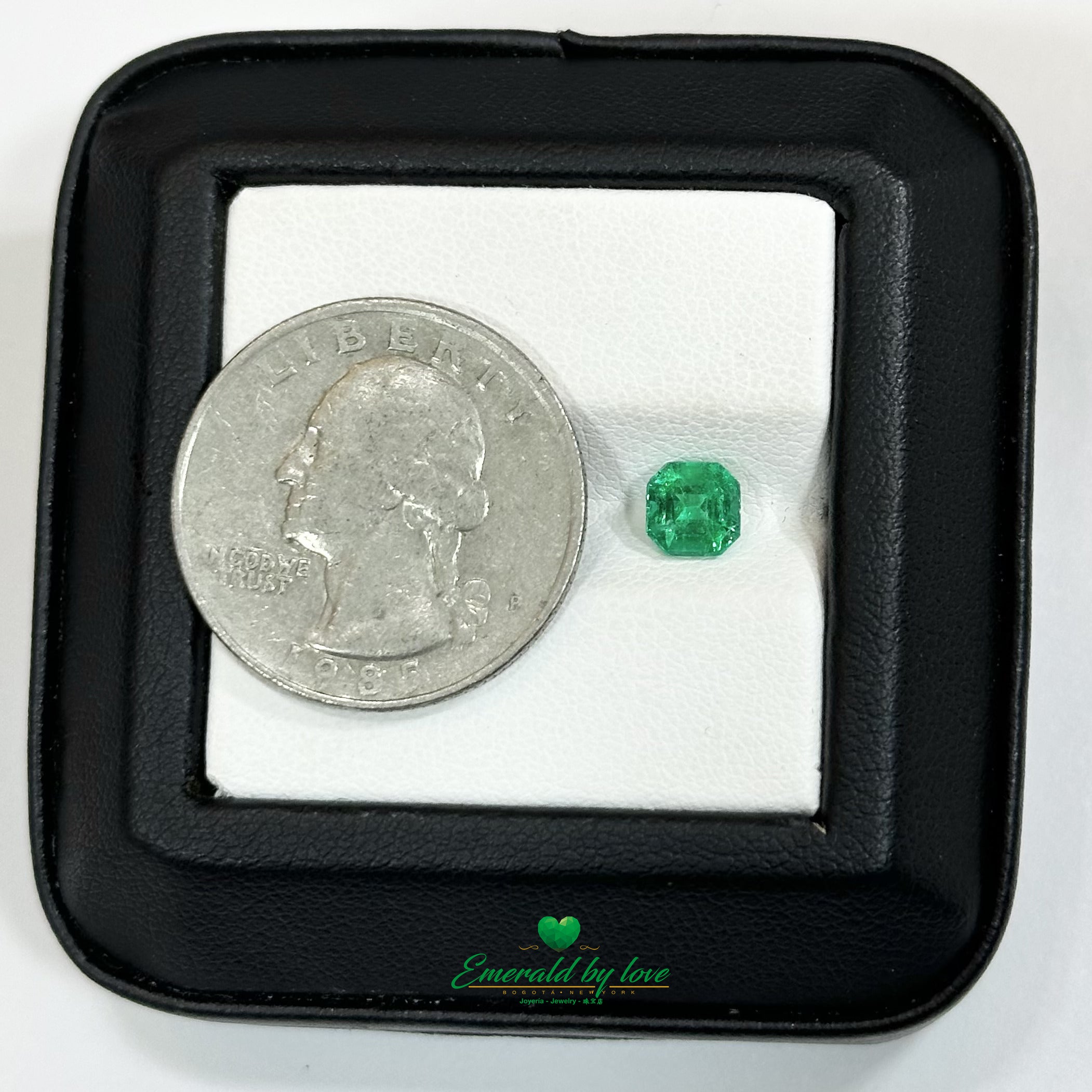 Vibrant green Colombian emerald in square cut, 0.82 ct, ideal for fine jewelry settings
