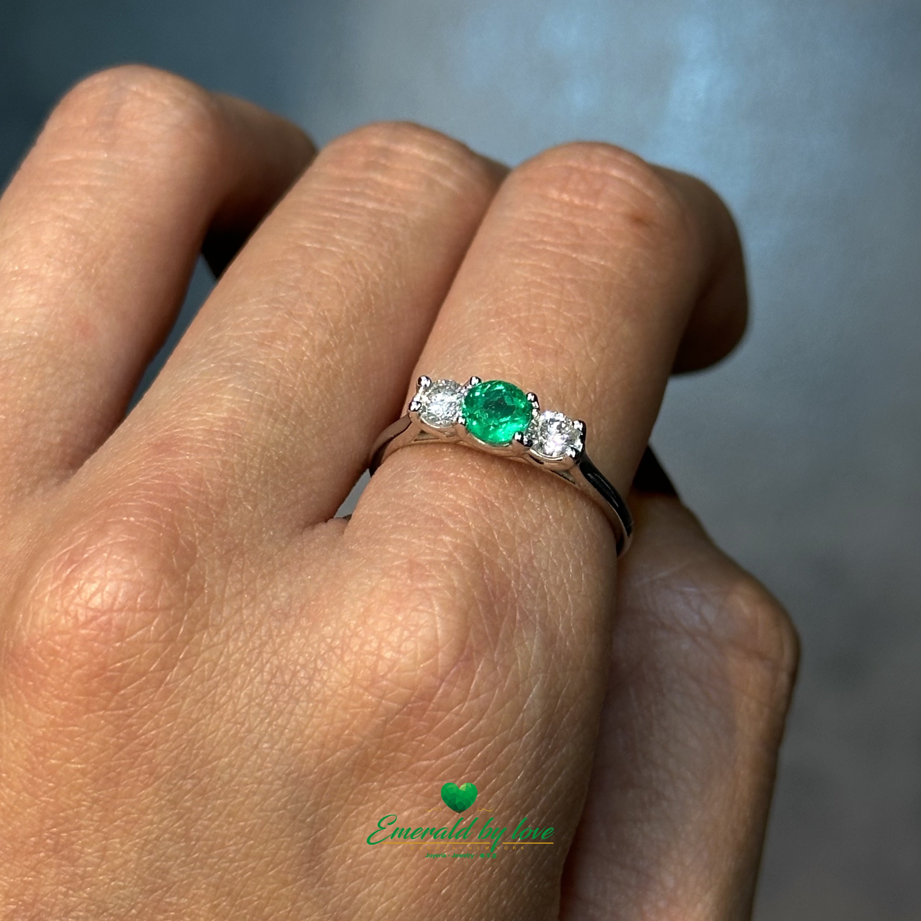 magnificent colombian emerald ring