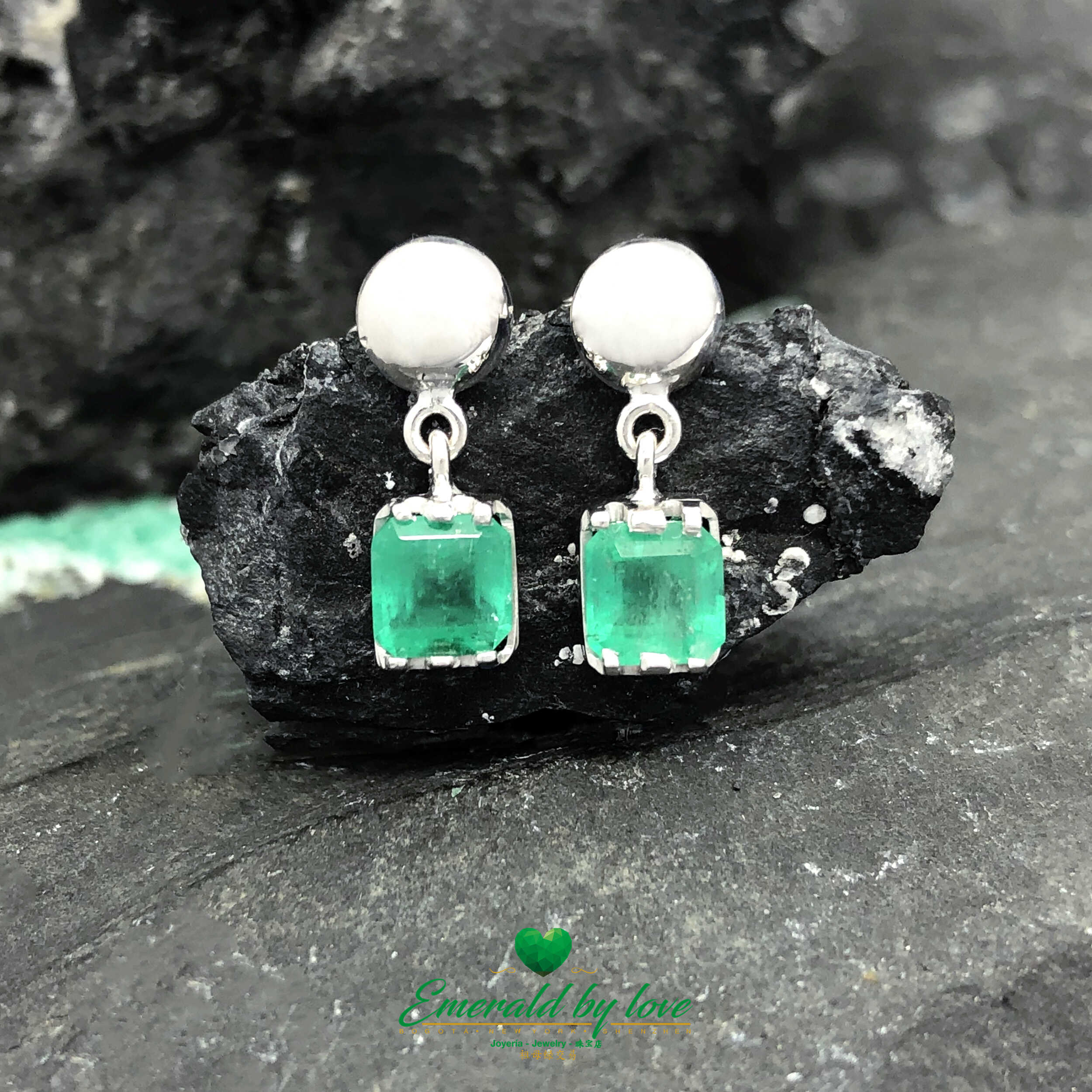 Square Colombian Emerald Earrings in 18K White Gold