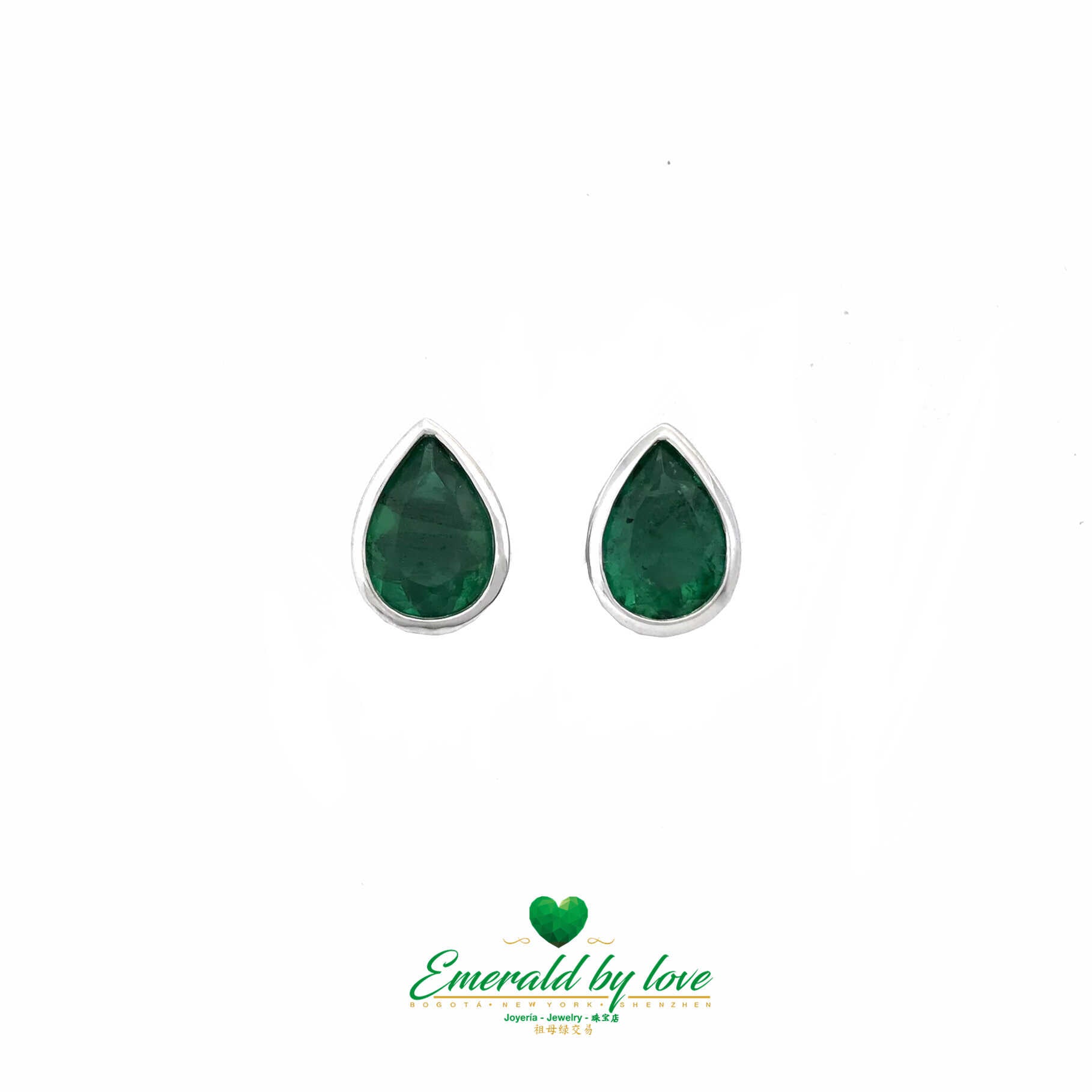 Teardrop-Cut Colombian Emerald Earrings in 18K White Gold