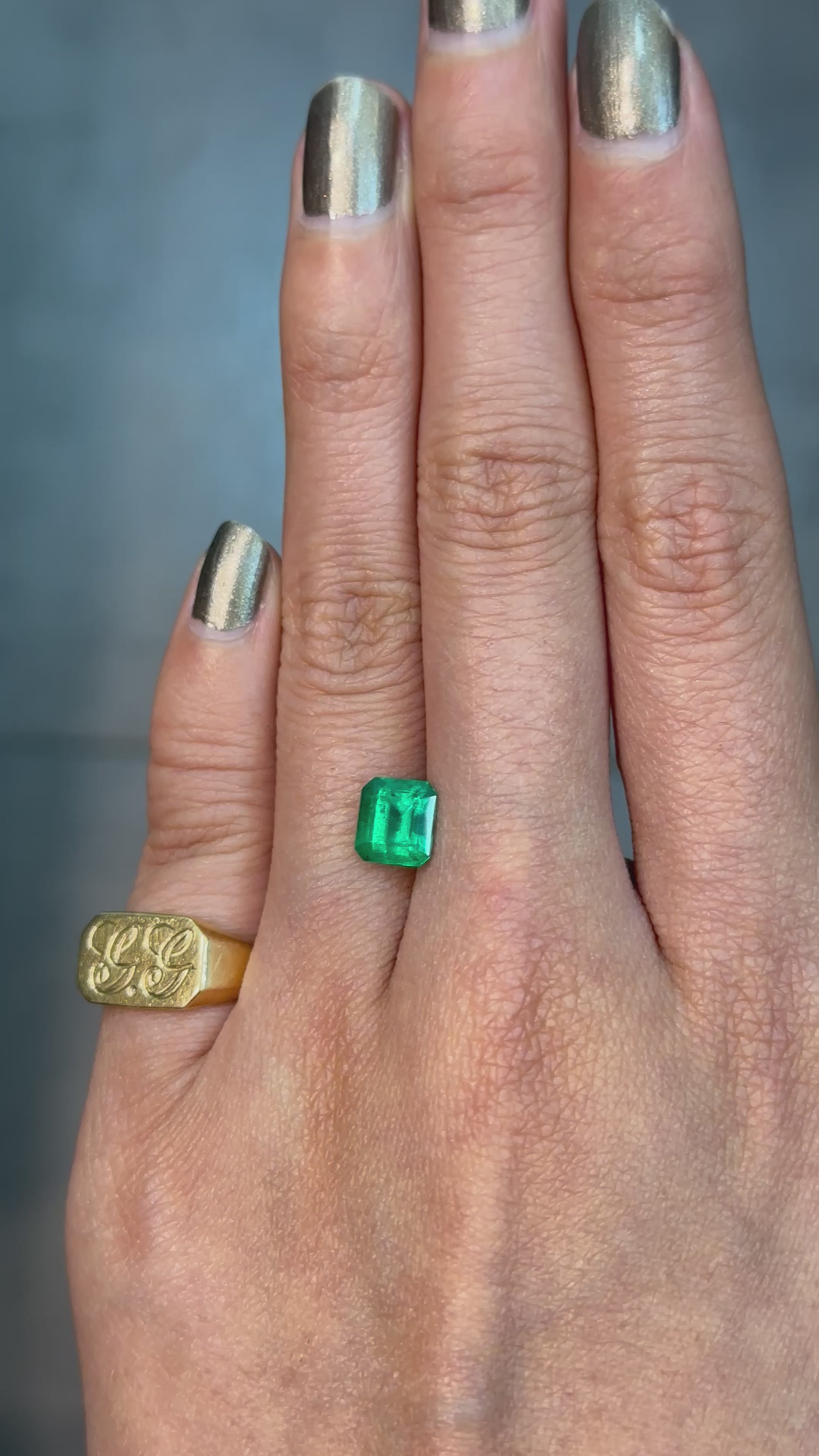 Intense green 1.52 ct Colombian emerald with square proportions and rich personality