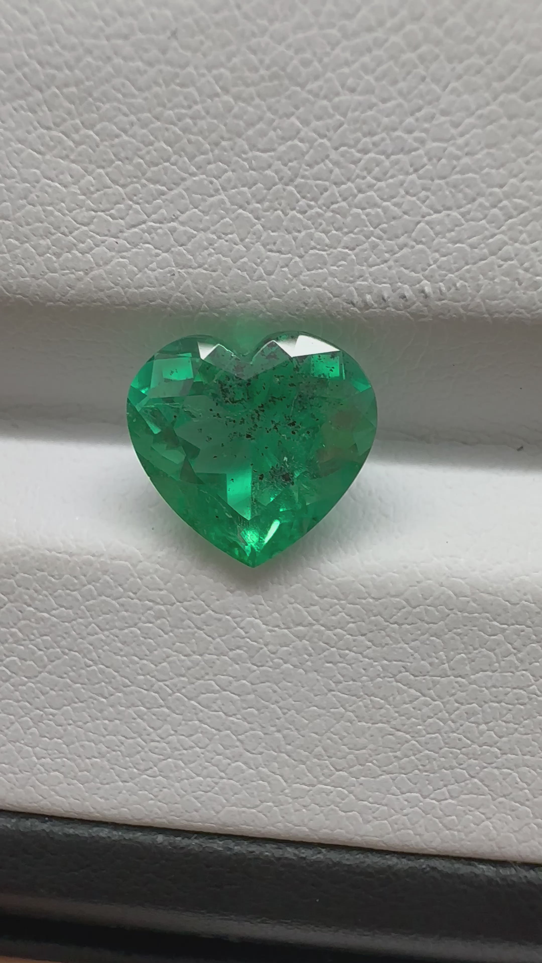 Colombian emerald, 2.8 ct in heart shape, featuring crystal tone and unique natural inclusions