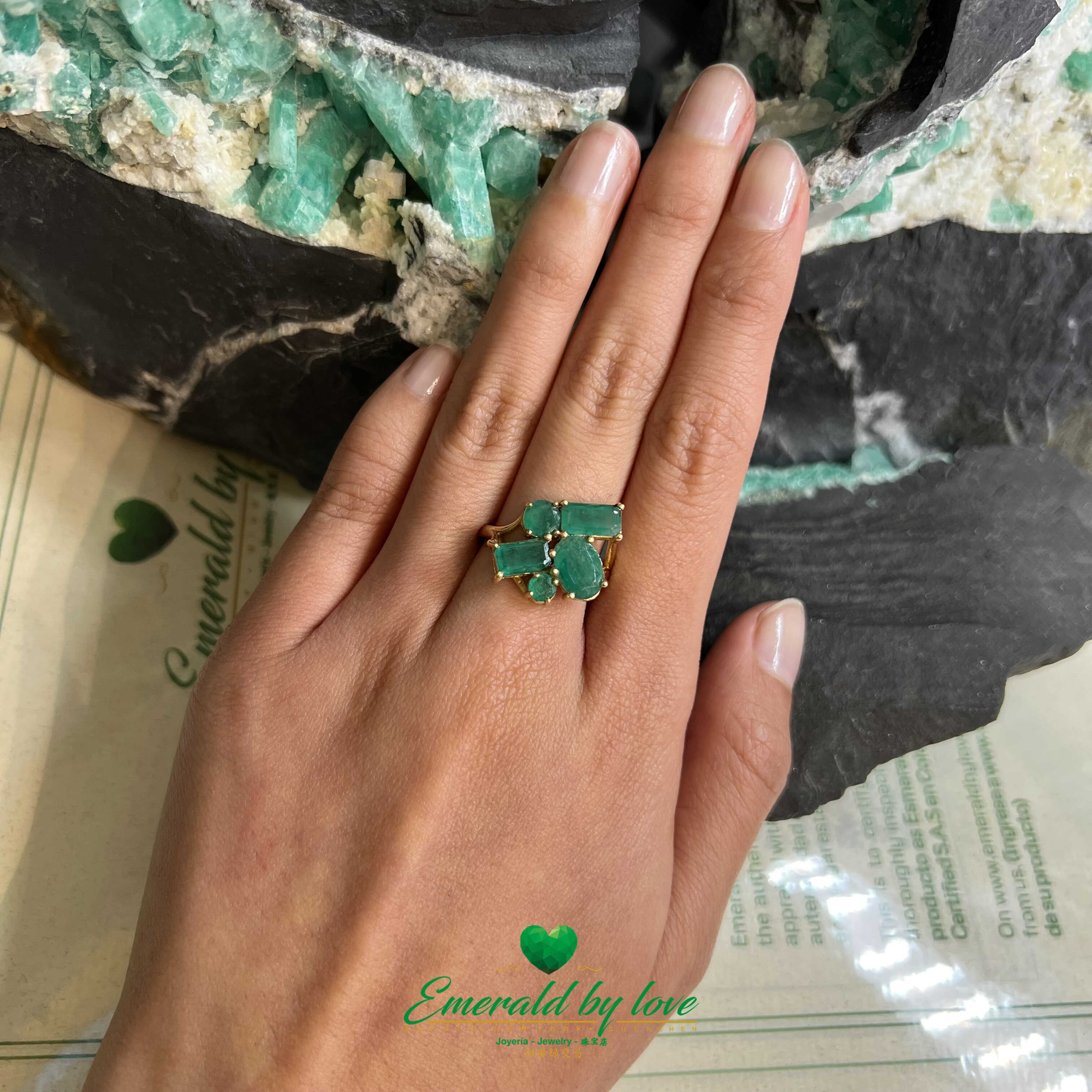 Vibrant Yellow Gold Crazy Ring: Assorted Emeralds for a Playful Statement