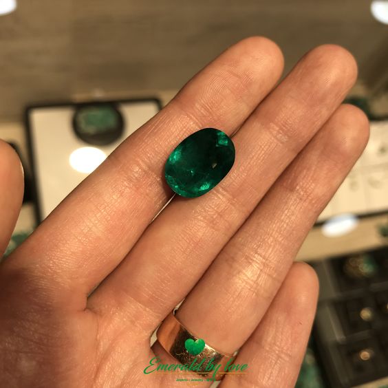 How to Take Care Colombian emeralds?