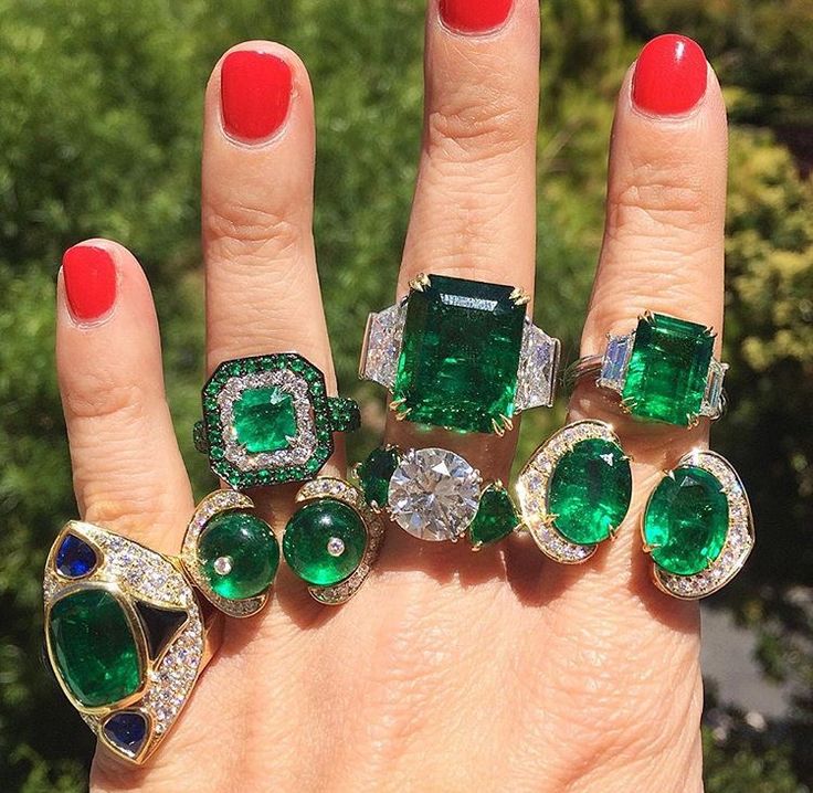 The Perfect Color Shades and Saturations of Colombian Emeralds