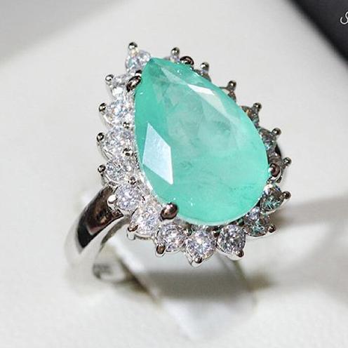 Colombian Crystal Emeralds: Are They Really Emeralds?