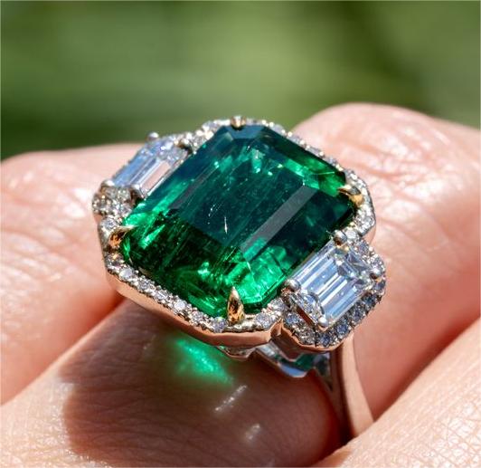 Colombian emeralds in the European and Asian market