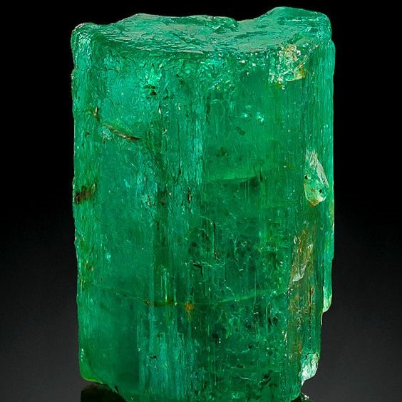 The largest Colombian raw emerald auction in the world