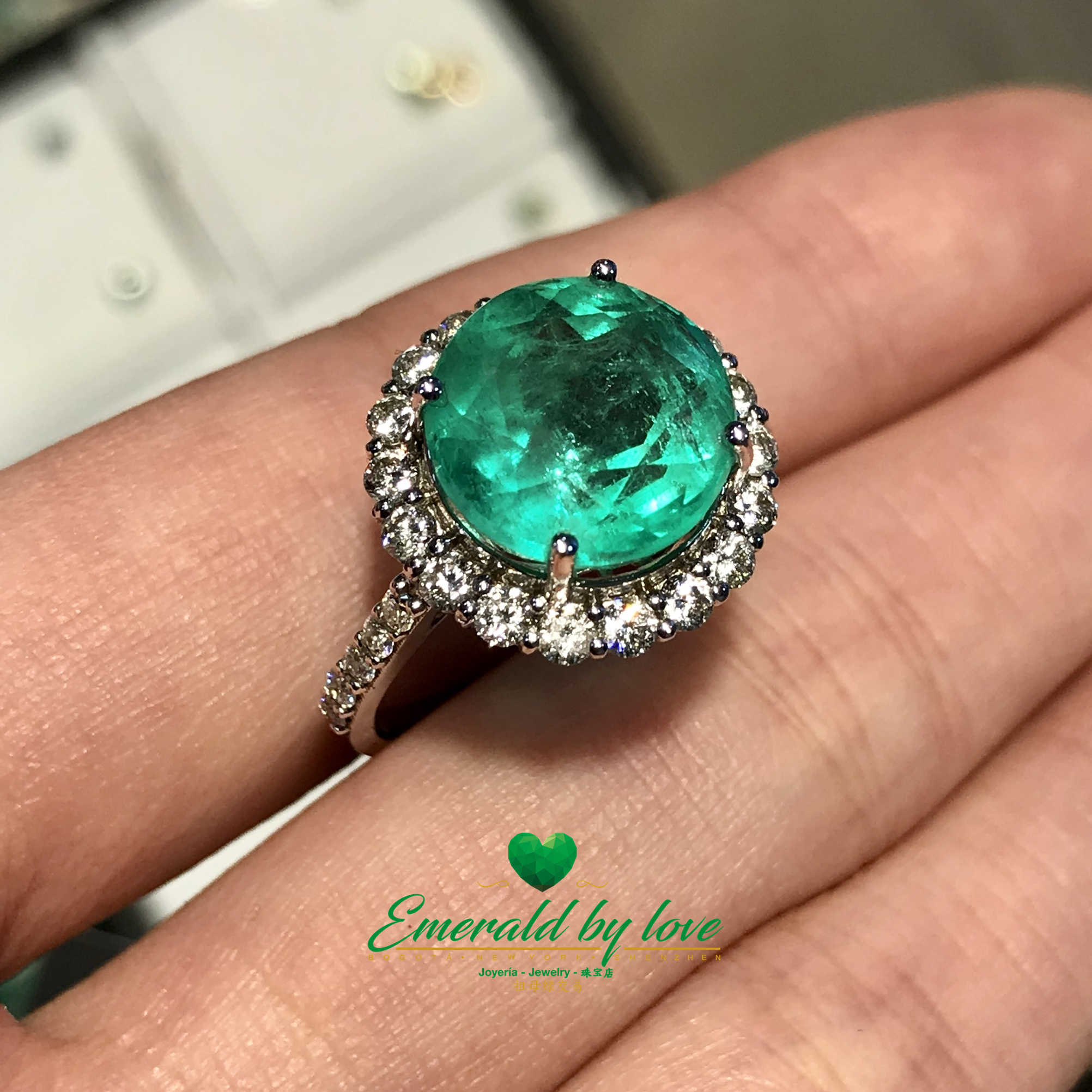 How to start working with Colombian emeralds