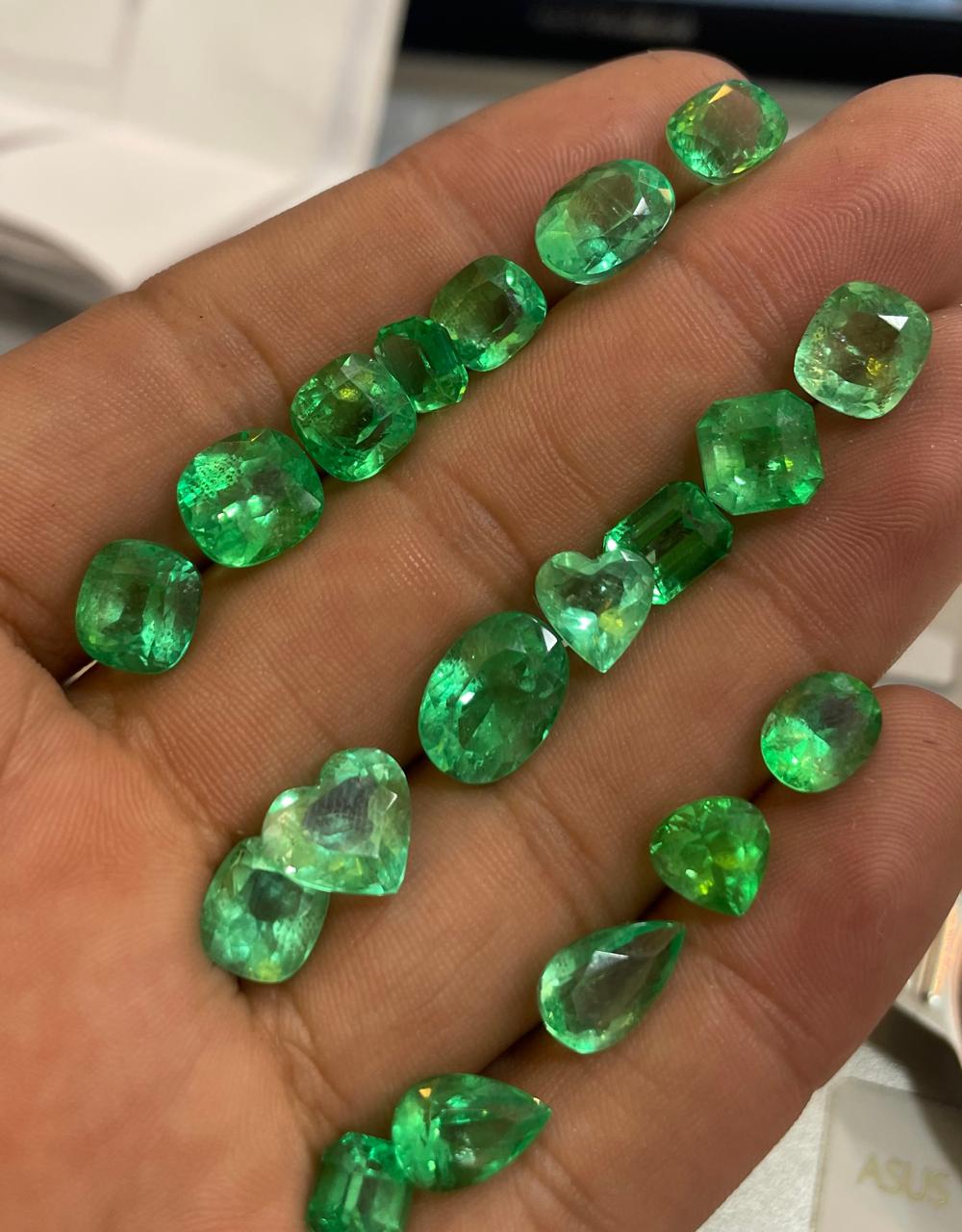 Step by step to buy an emerald