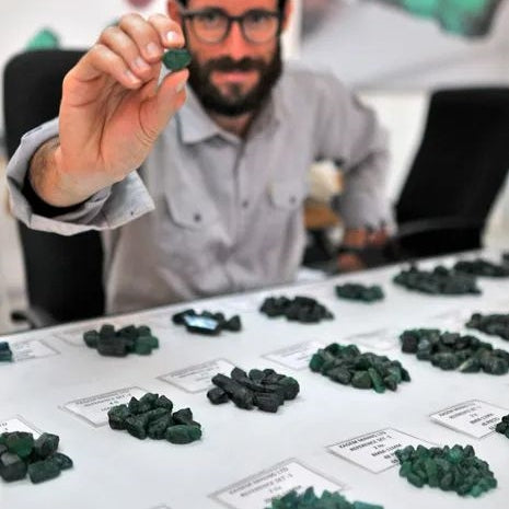 Step to Step: How to take a Colombian emerald to a gemological laboratory