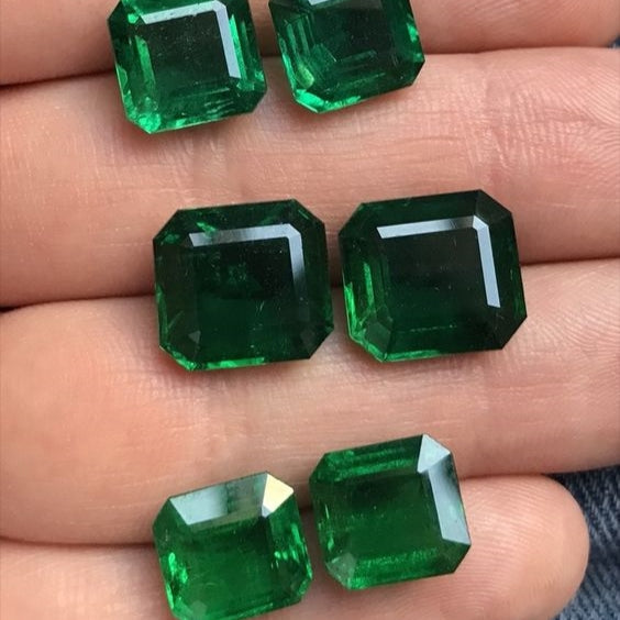 Why the Colombian Emeralds are known as green Spell