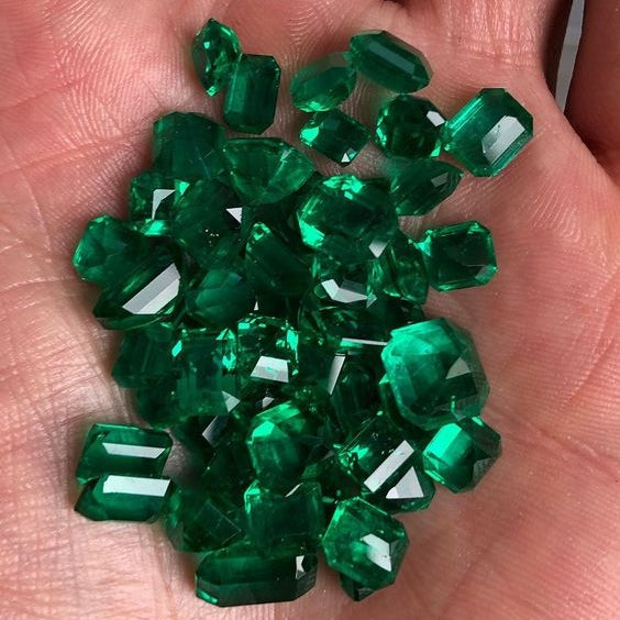 The challenges of acquiring a Colombian emerald