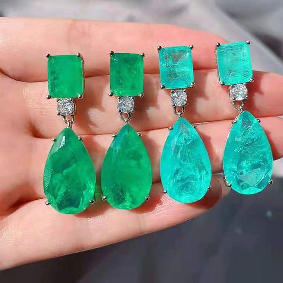 Paire D'émeraudes Naturelles MUZO Colombie – Vert Intense, Qualité Exceptionnelle