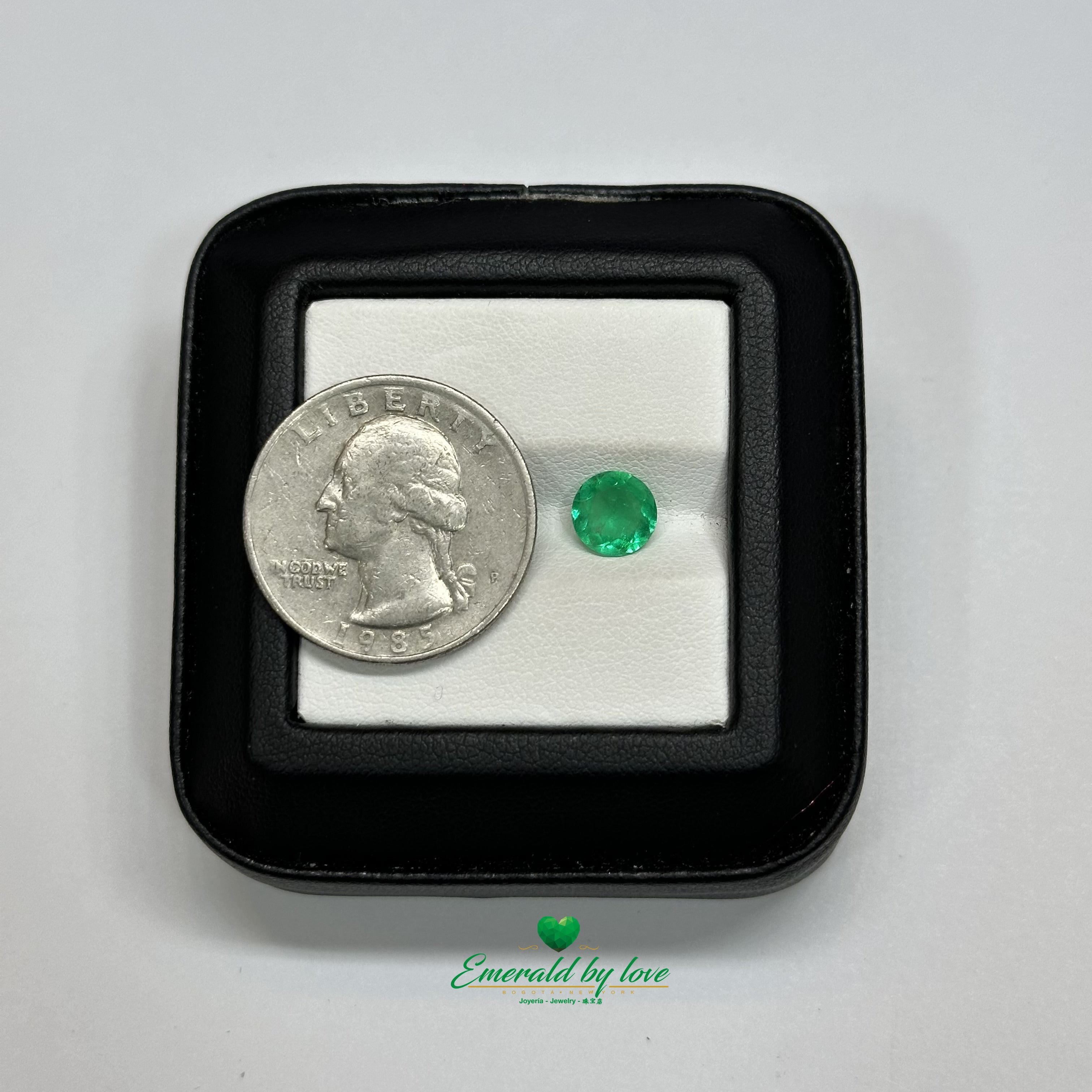 1.06 ct Round Emerald with Exceptional Crystal Quality and Green Color