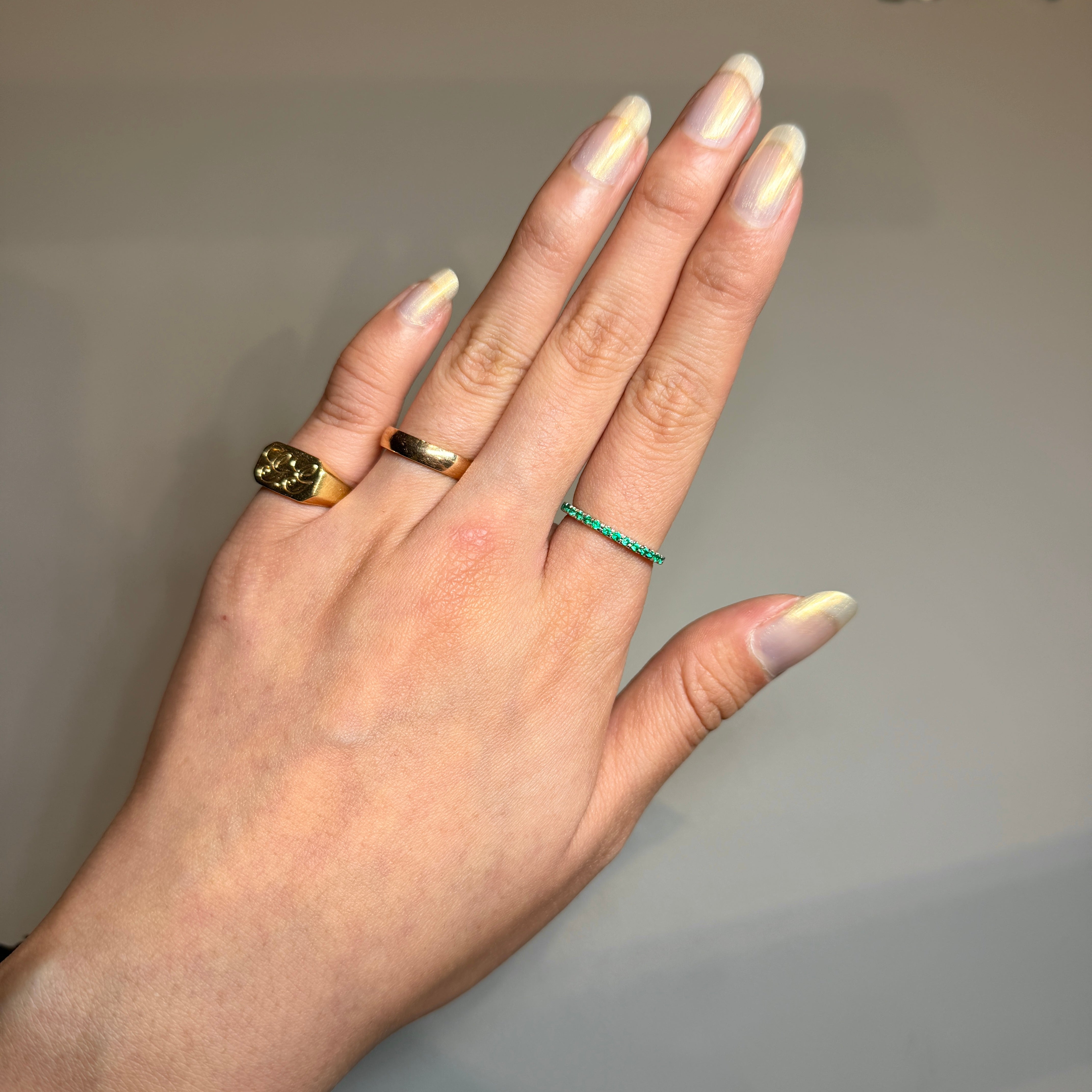 Delicate Colombian Emerald Band Ring in Gold | 0.17 Carat Round Emerald Stackable Ring