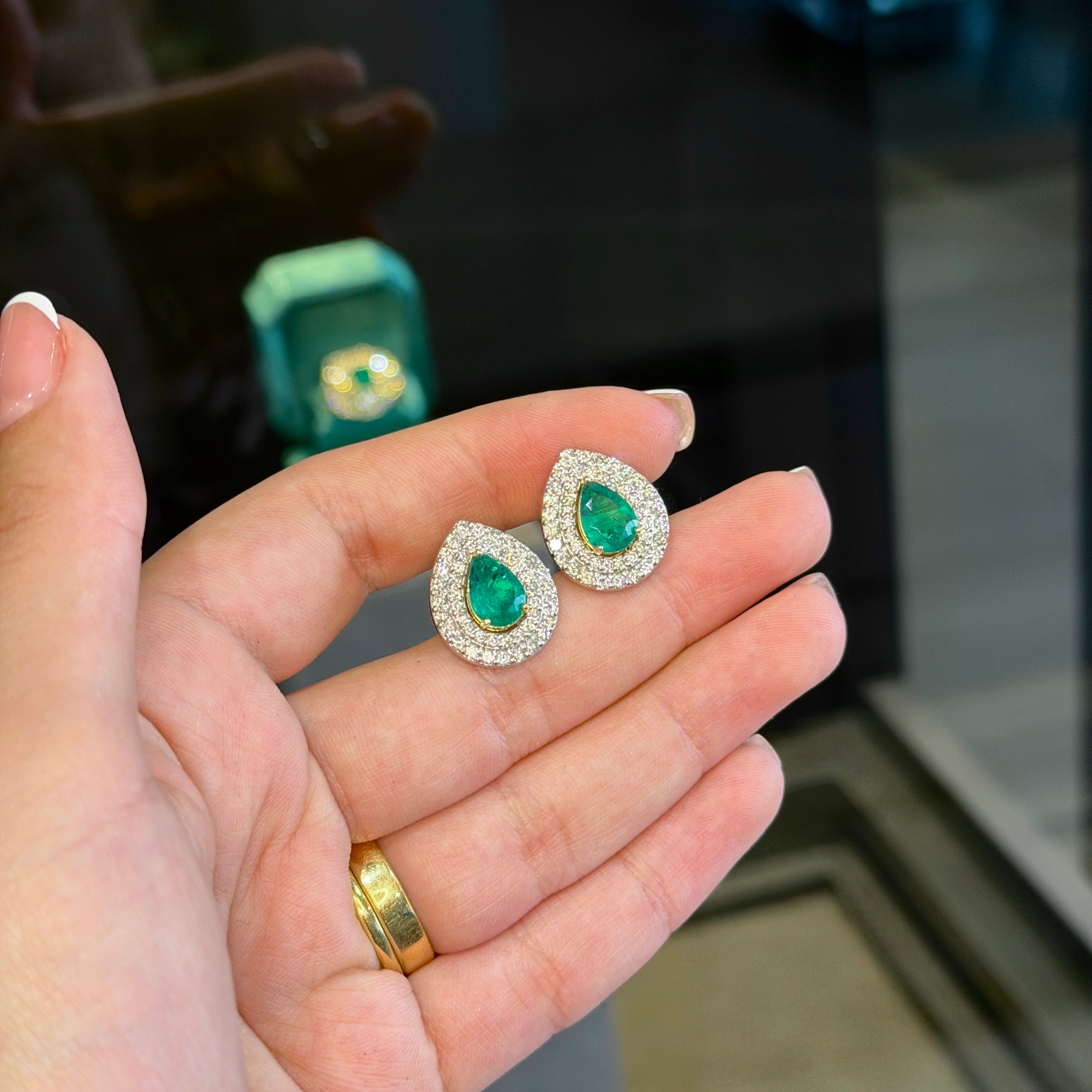 Elegant Colombian Emerald Teardrop Jacket Earrings in Yellow Gold with Diamond Halo