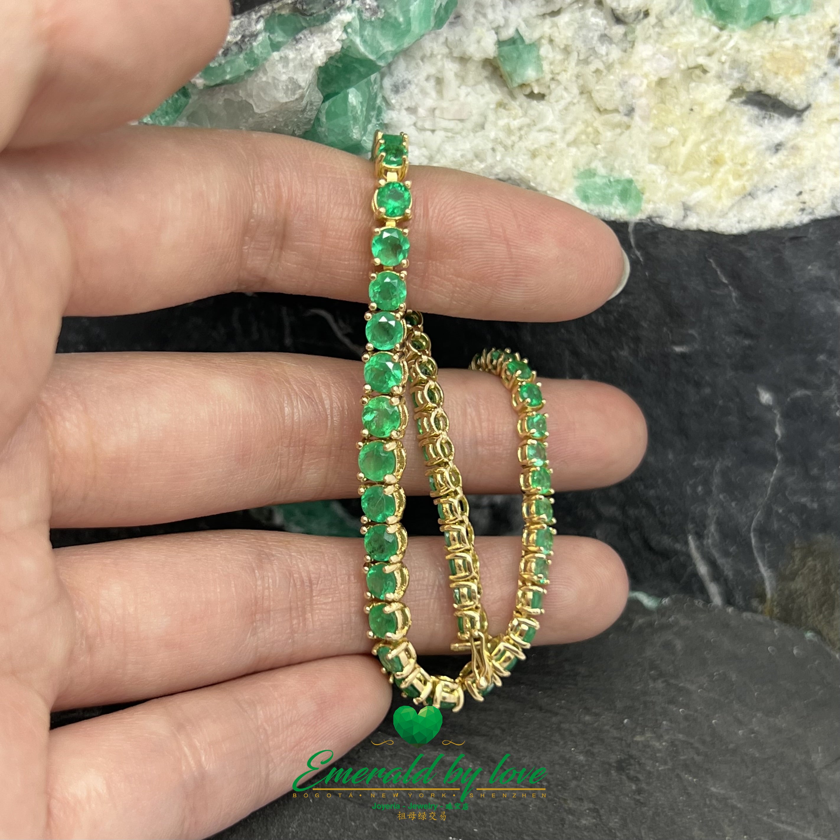 Elegant 6 TCW Round Emerald Gold Tennis Bracelet