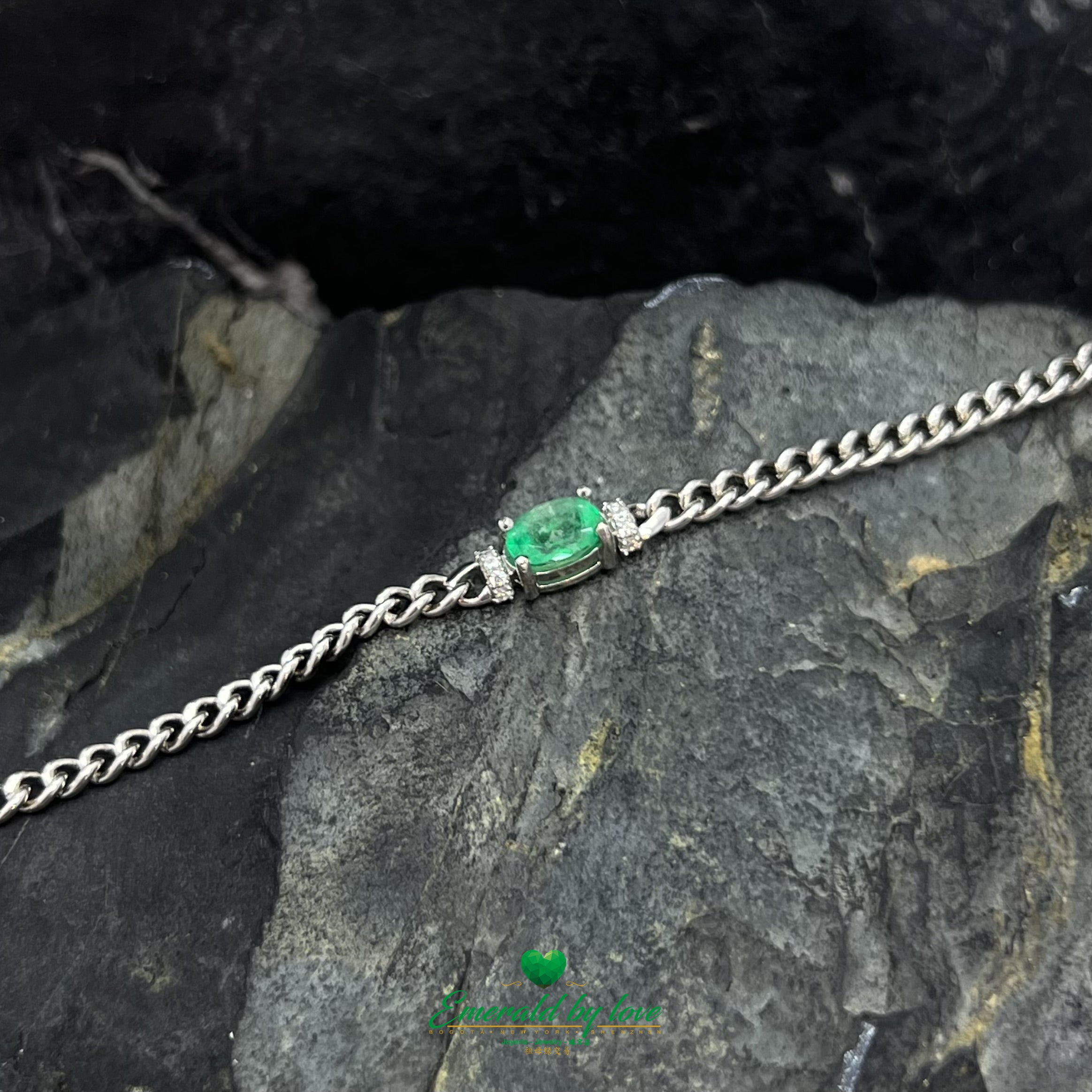 Chunky Chain Bracelet with Central Oval Emerald and White Zircon Accents