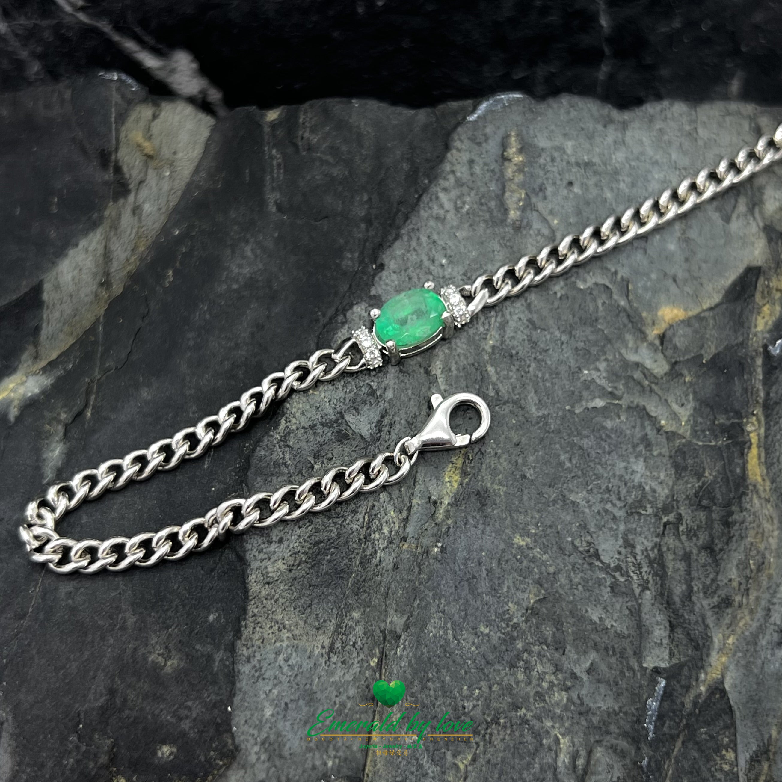 Chunky Chain Bracelet with Central Oval Emerald and White Zircon Accents