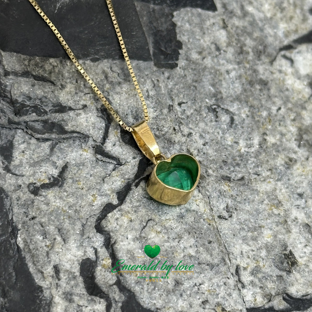 Colombian Emerald Crystal Heart Pendant in a Bezel Setting