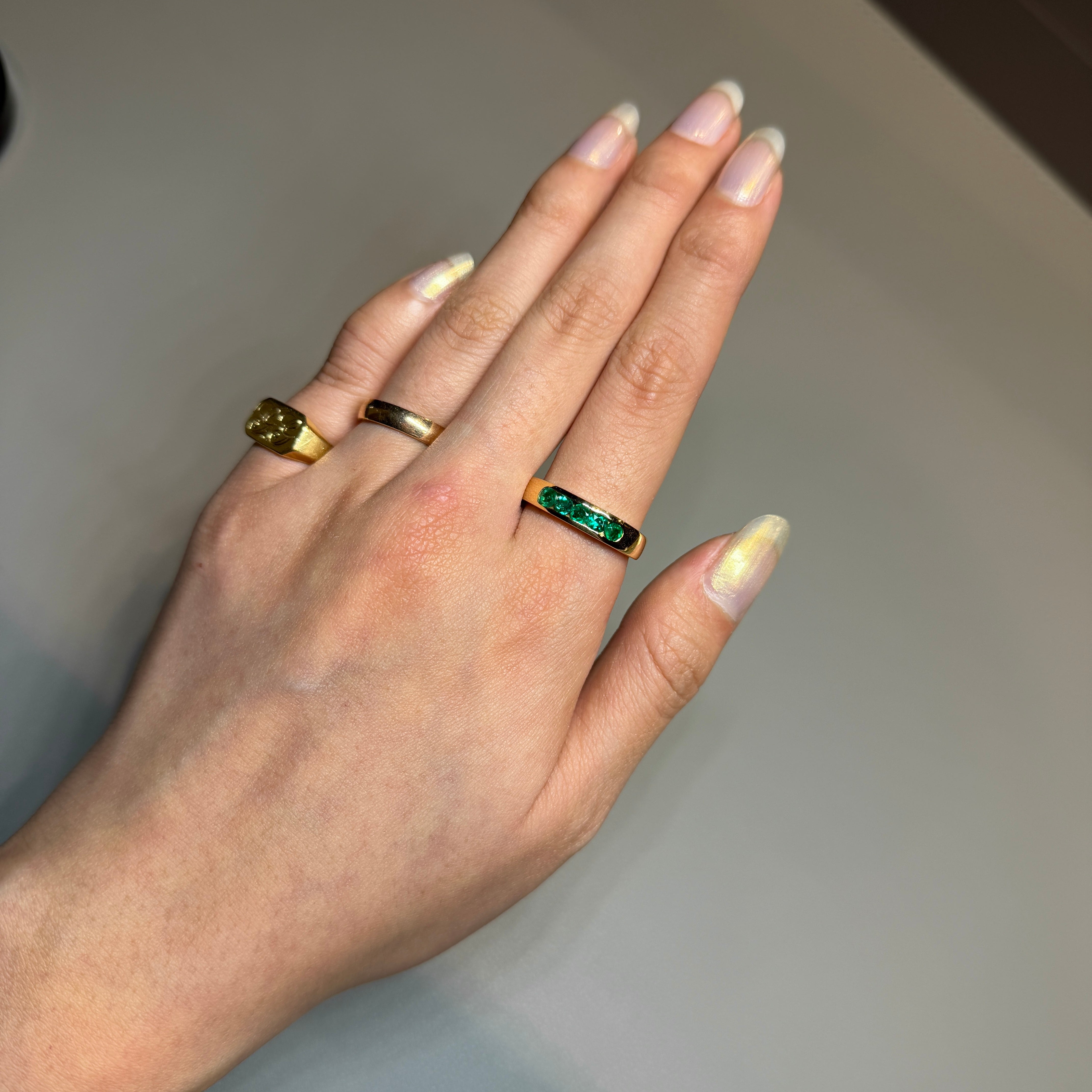 Luxury Men's Gold Band Ring with Natural Colombian Emeralds