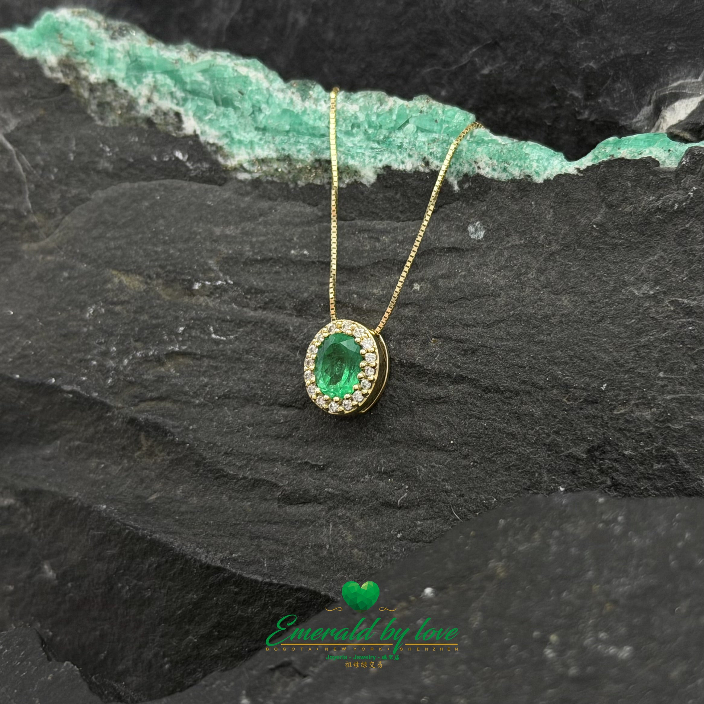 Colombian Emerald and Diamond Oval Cluster Set in 18K Yellow Gold