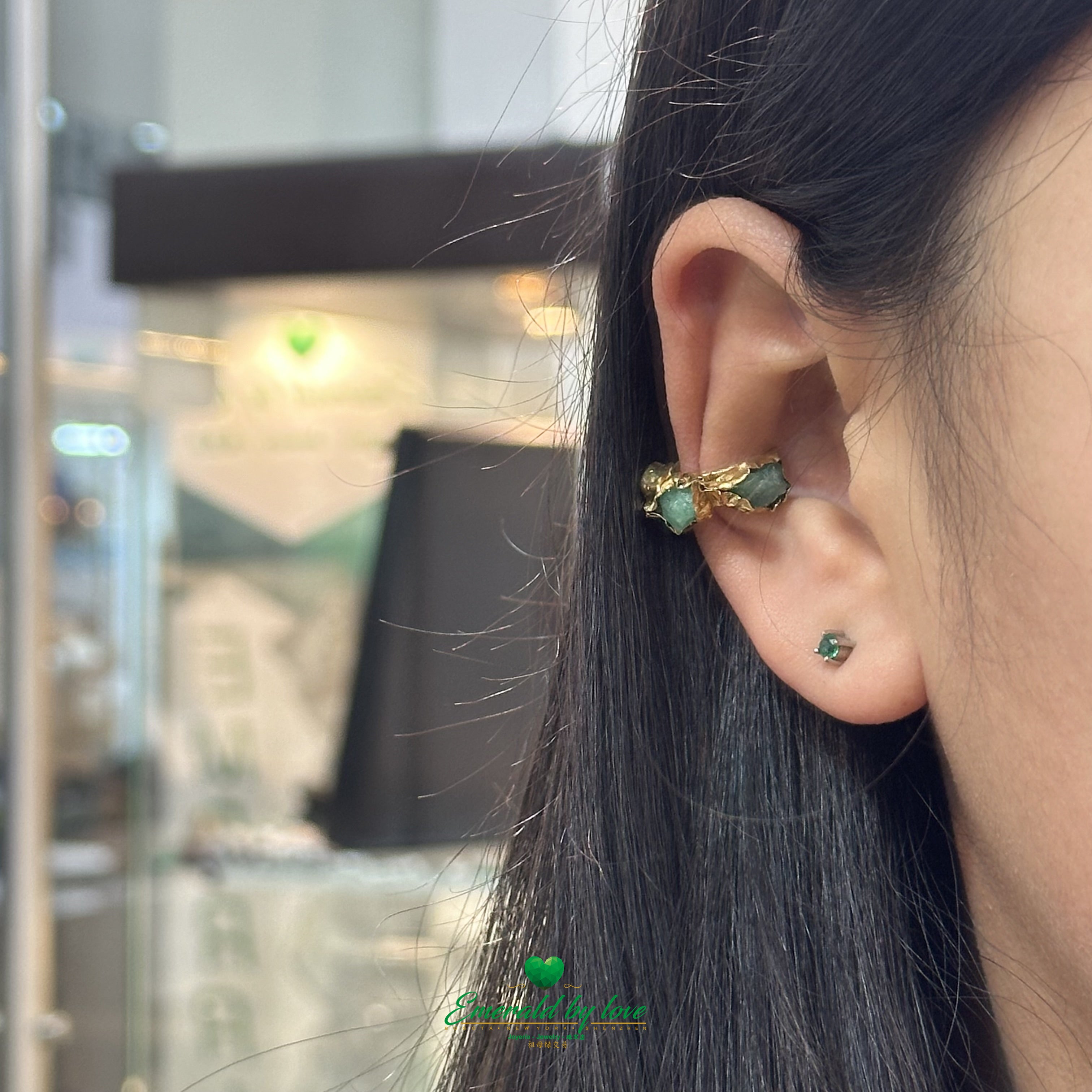 Stunning 24K Gold-Plated Ear Cuff with Morralla Colombian Emeralds