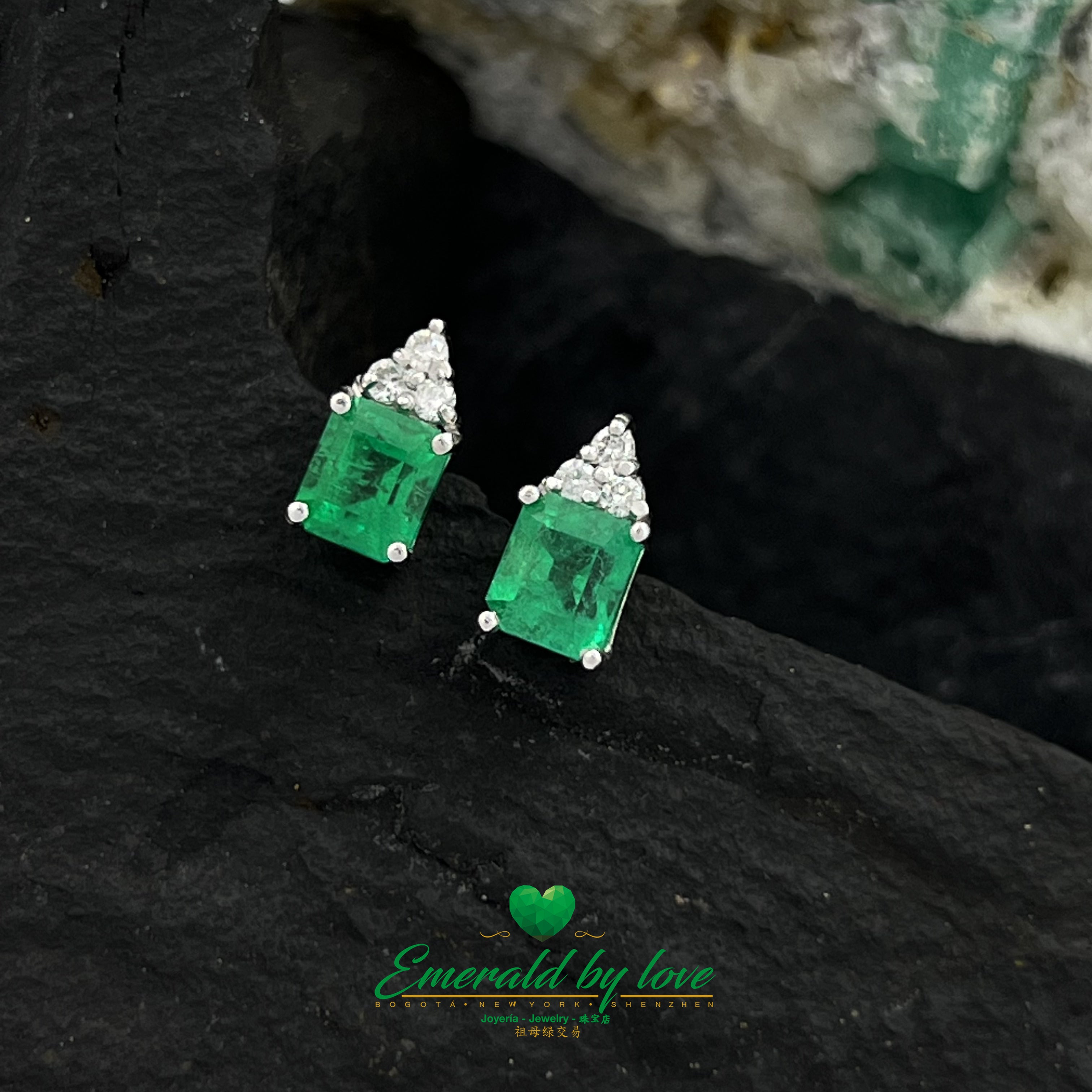 Crown-inspired Emerald and Diamond Earrings: Regal Elegance