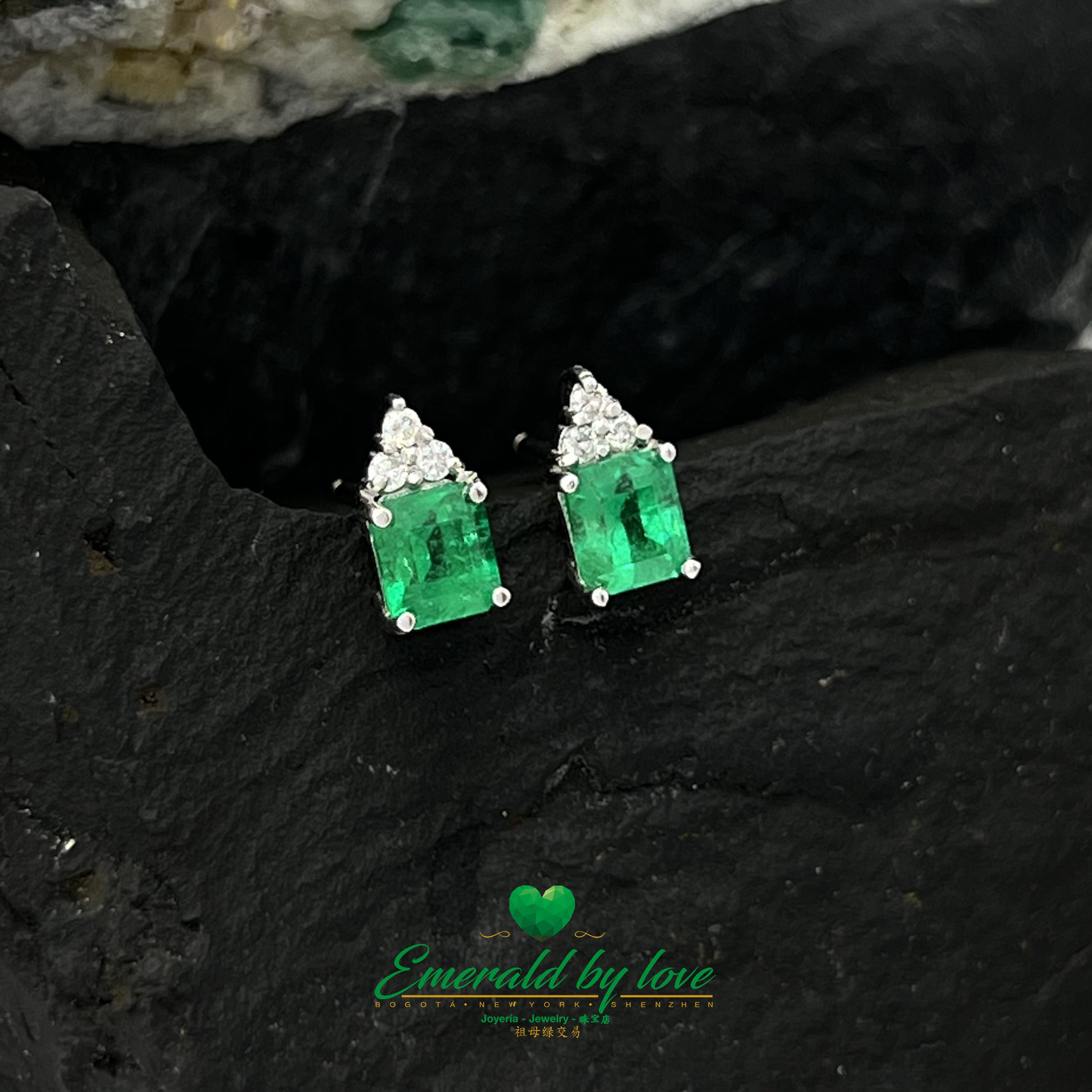 Crown-inspired Emerald and Diamond Earrings: Regal Elegance