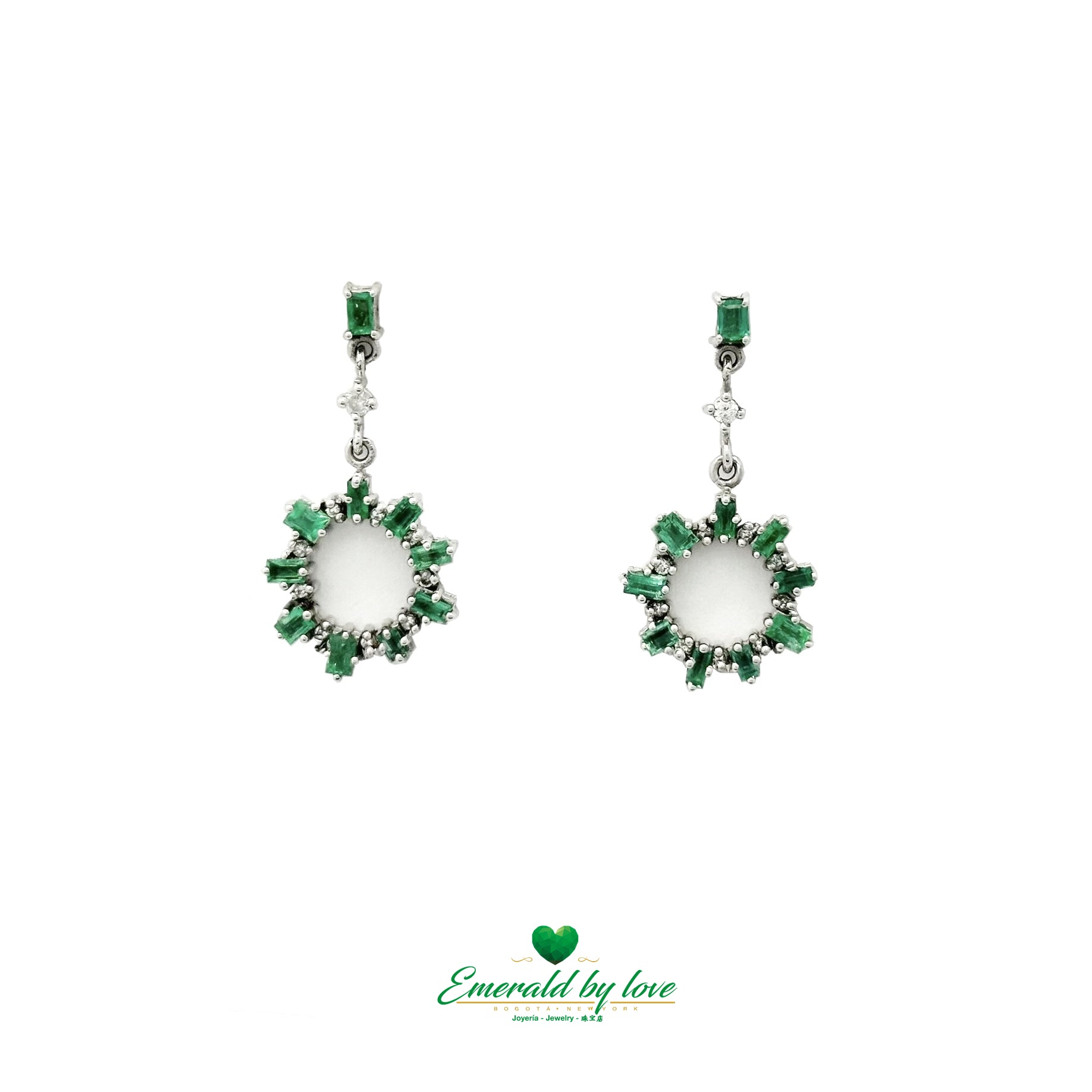 Elongated Earrings in White Gold with Baguette Emeralds, Diamonds, and Sunburst Detailing