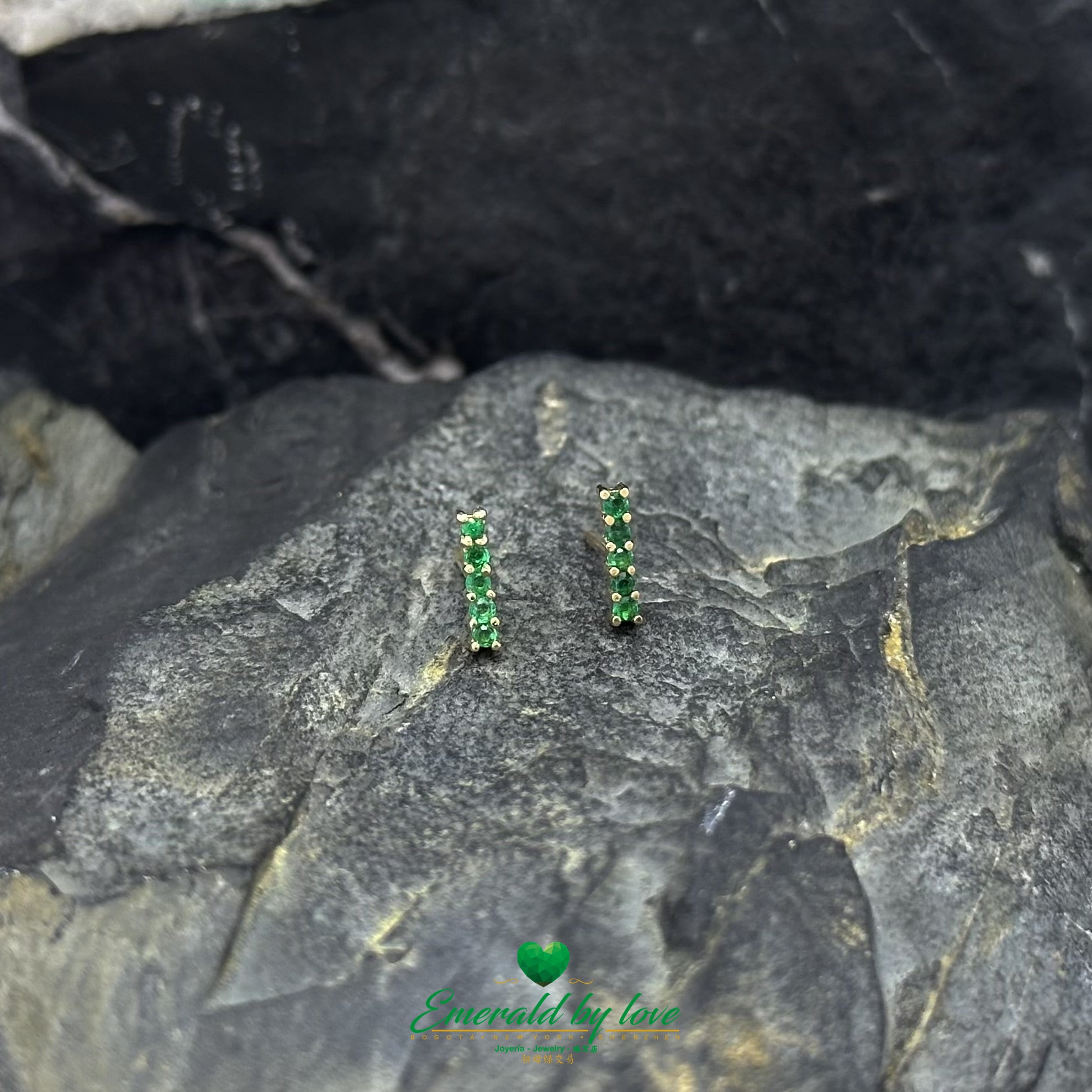 Straight Line Stud Earrings with Round Colombian Emeralds in 18K Yellow Gold