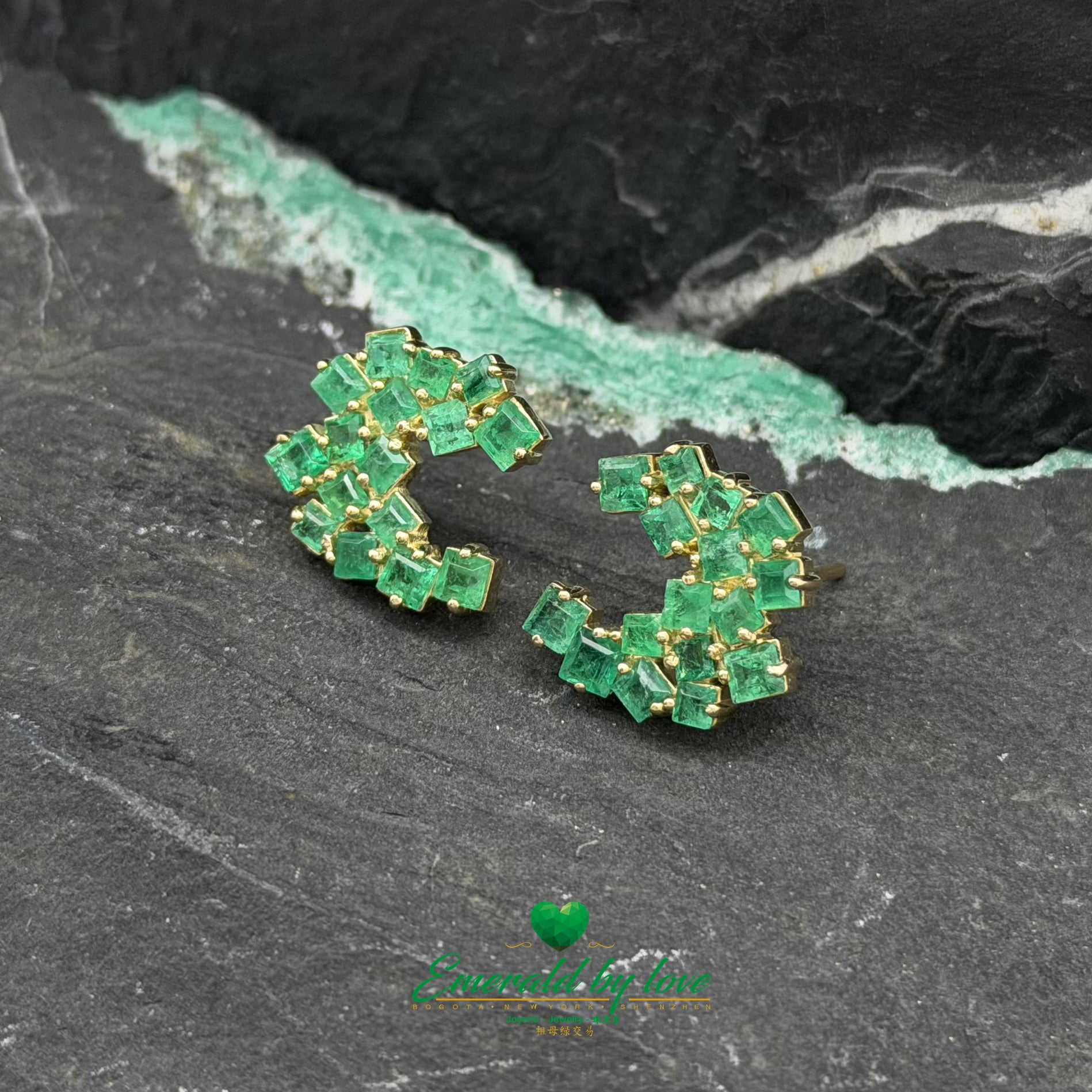 Crazy-Style Gold Earrings with Baguette-Cut Emeralds