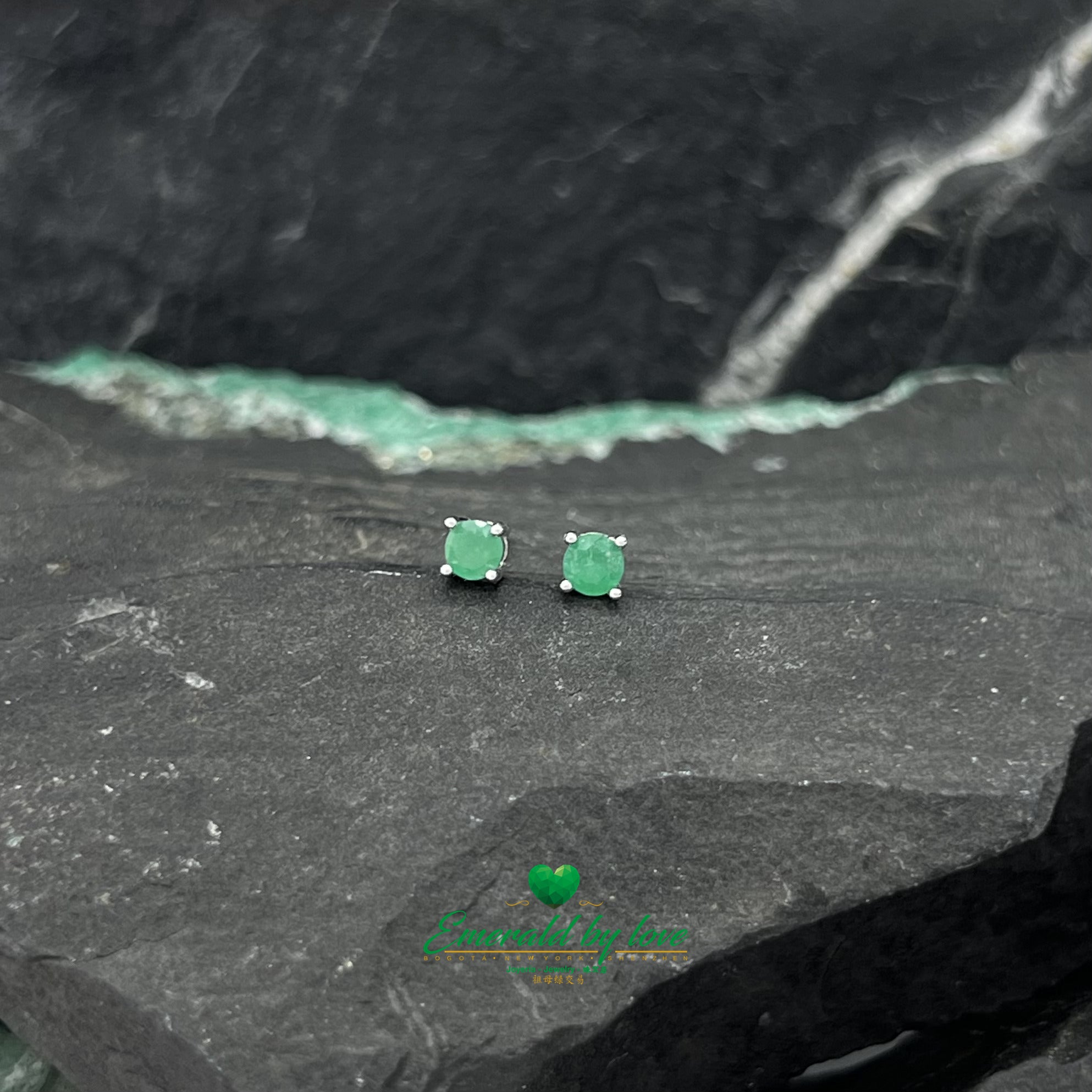 Sterling Silver Studs Earrings with Natural Colombian Round Emeralds in 4 prongs