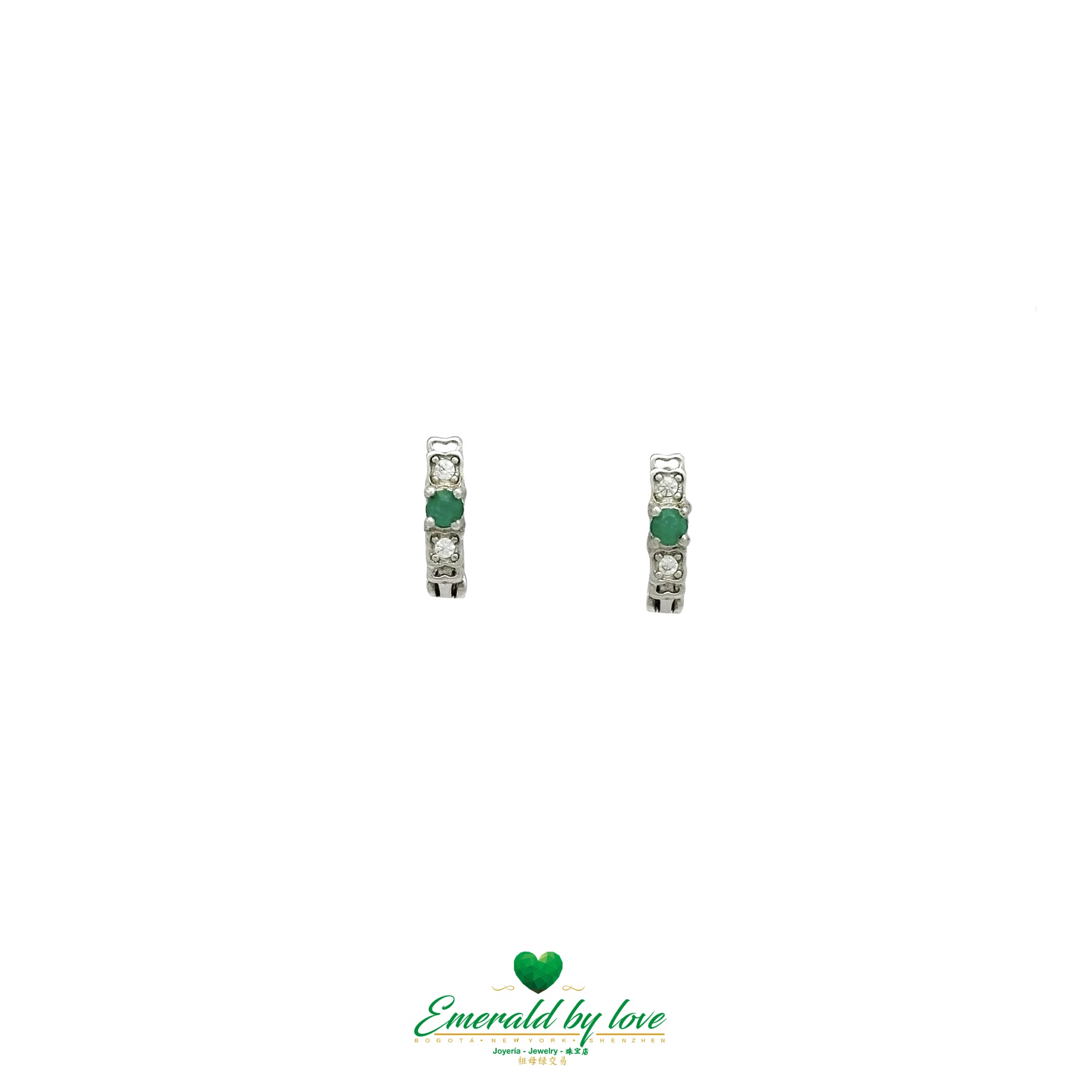 Small Hoops with Central Emerald and Sleek Fitted Design