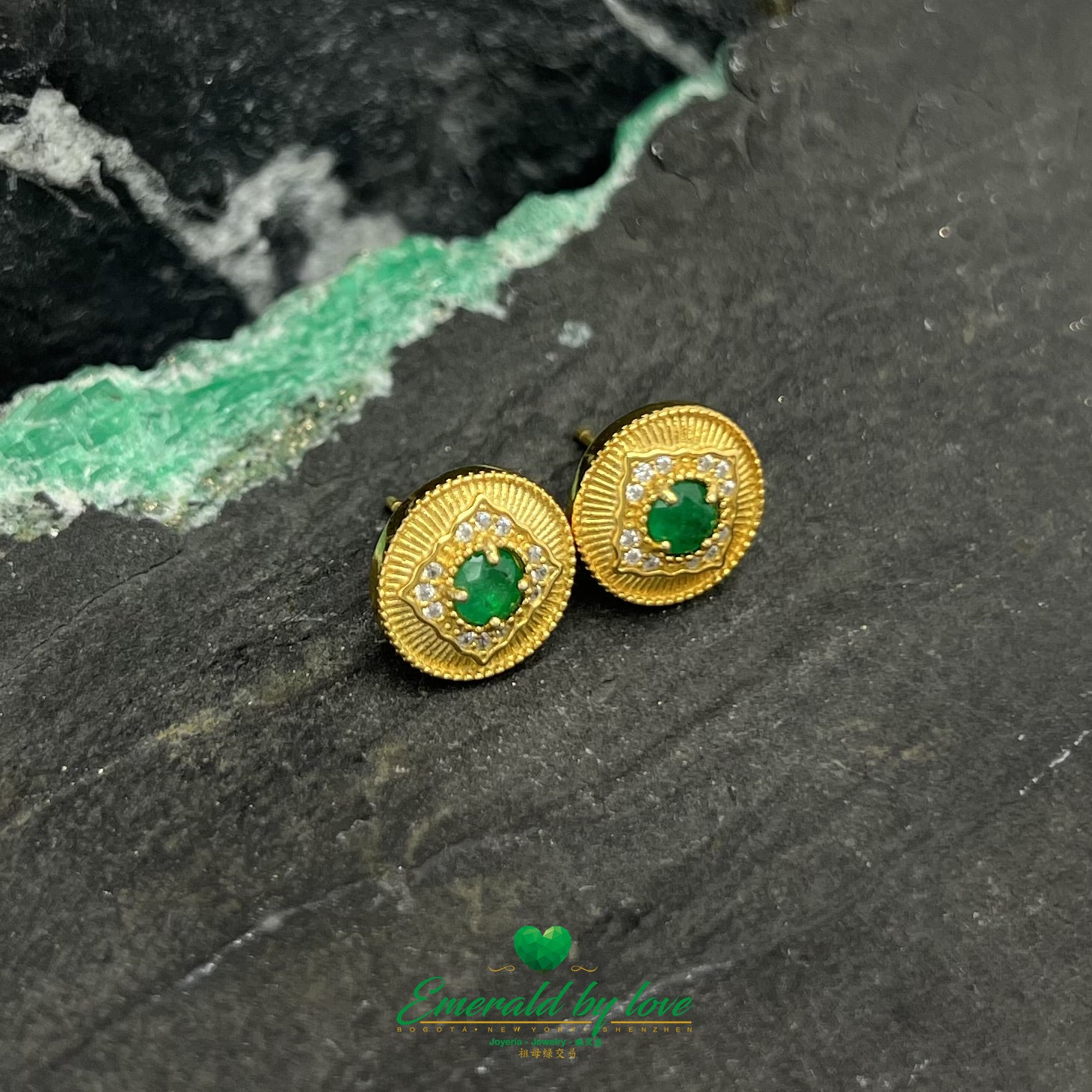 Round Sterling Silver Earrings with Gold Plating and Central Round Emerald