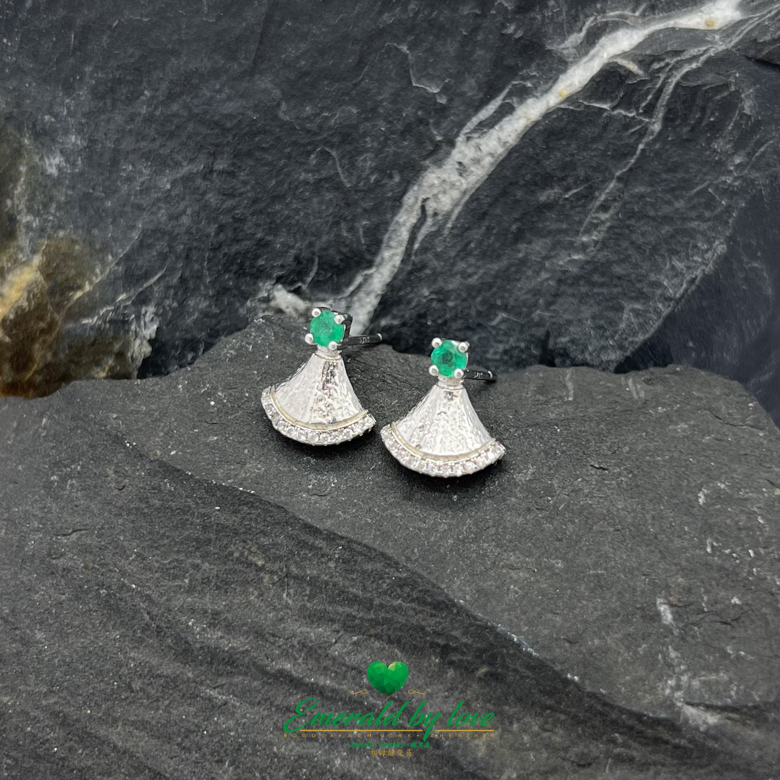 Bell-Shaped Sterling Silver Earrings with Round Emeralds