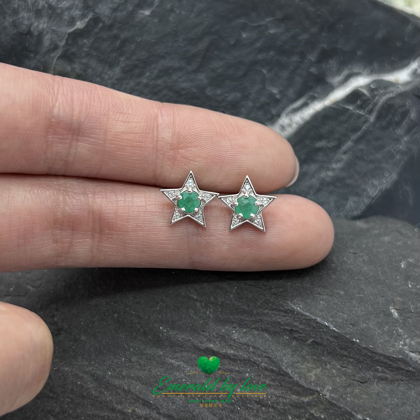 Star-Shaped Earrings with Central Emeralds