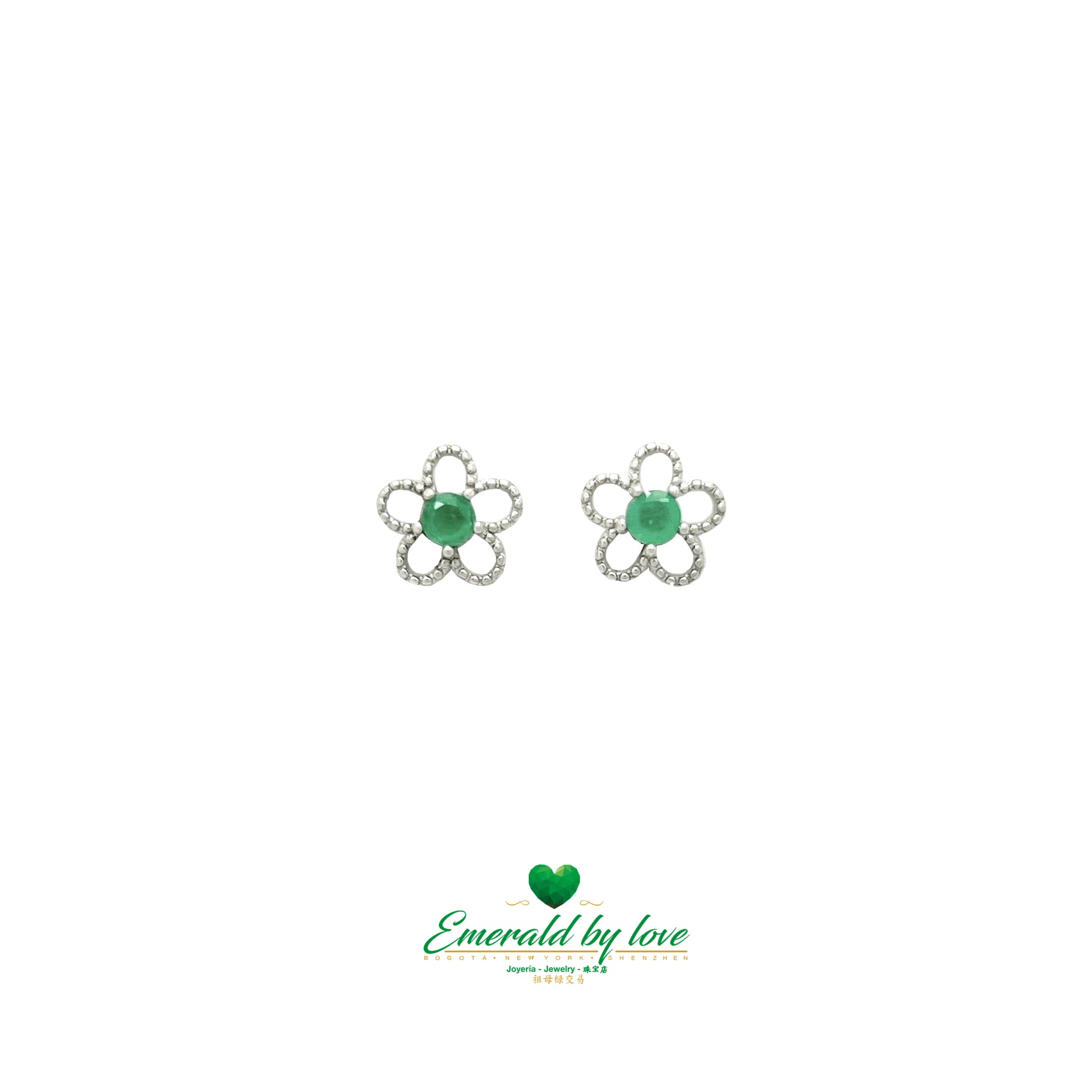 Open Flower Sterling Silver Earrings with Central Round Emerald