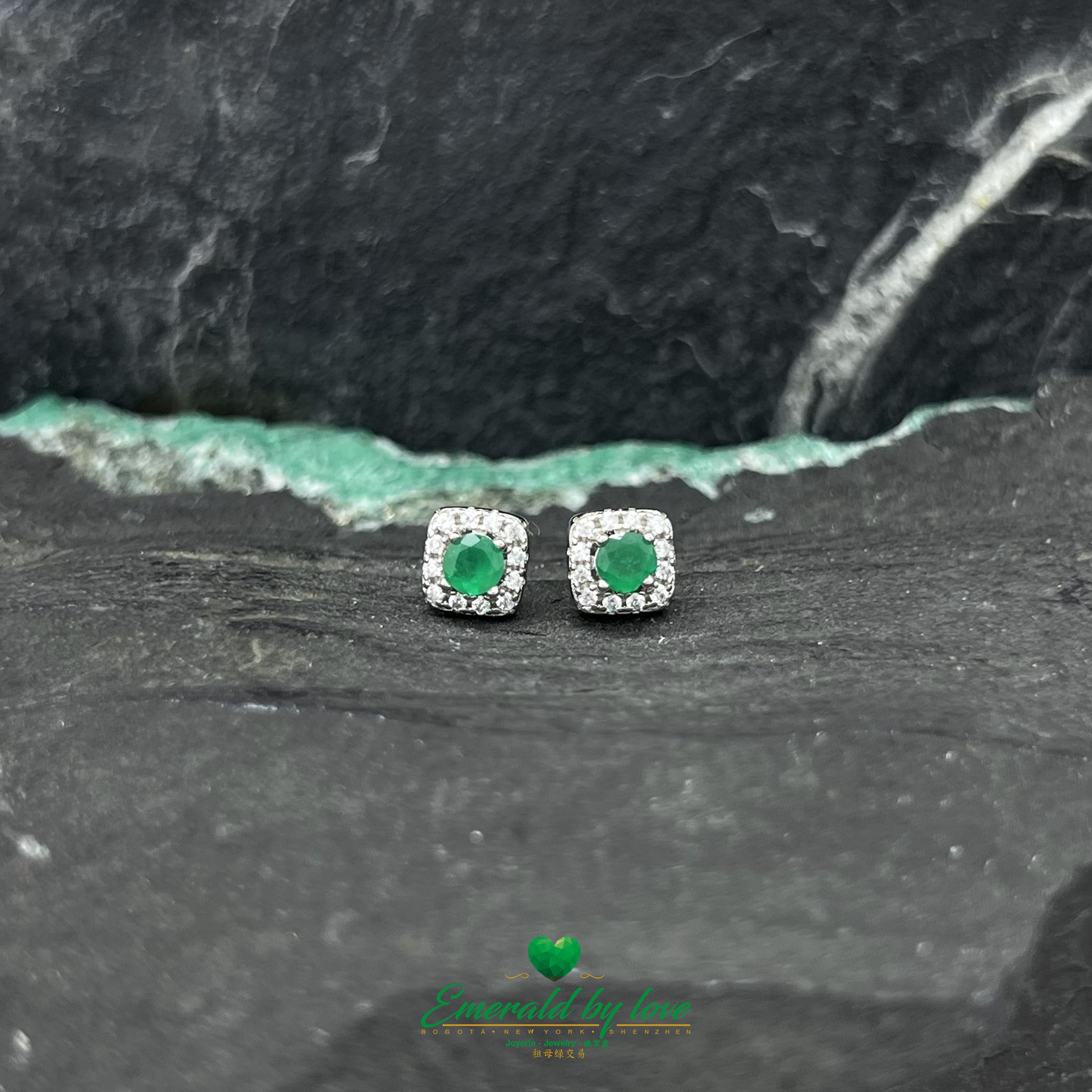 Chic Square Silver Earrings with Central Round Colombian Emerald and Zirconia Halo