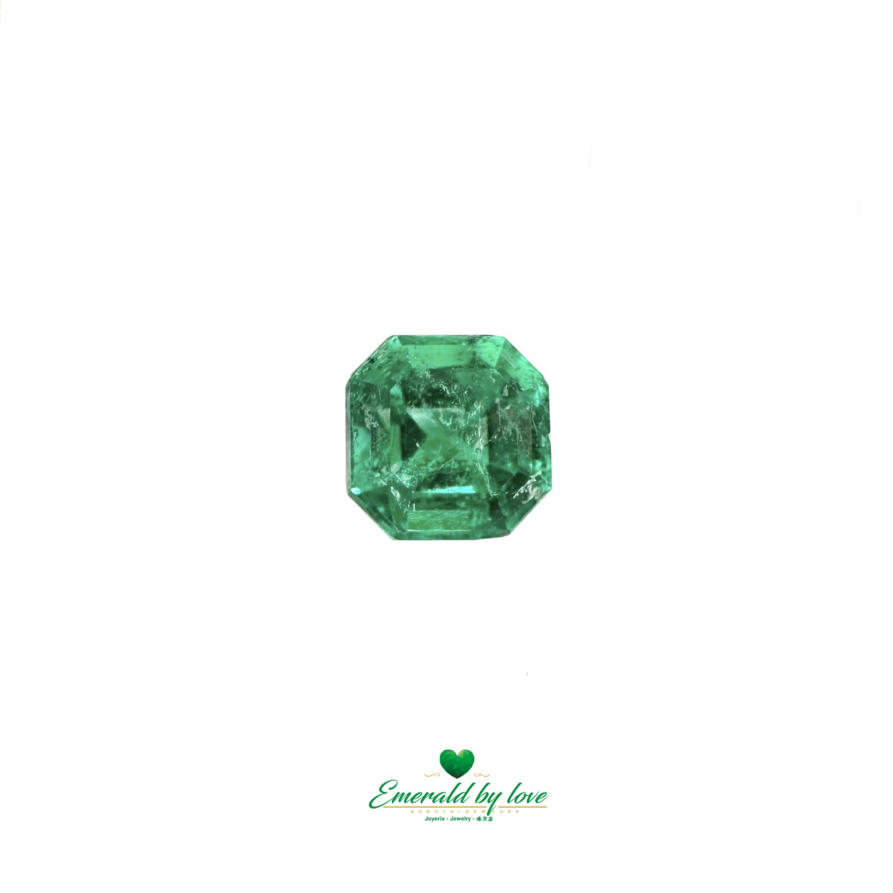 0.82 ct High-Quality Square-Cut Emerald with Vibrant Green Color