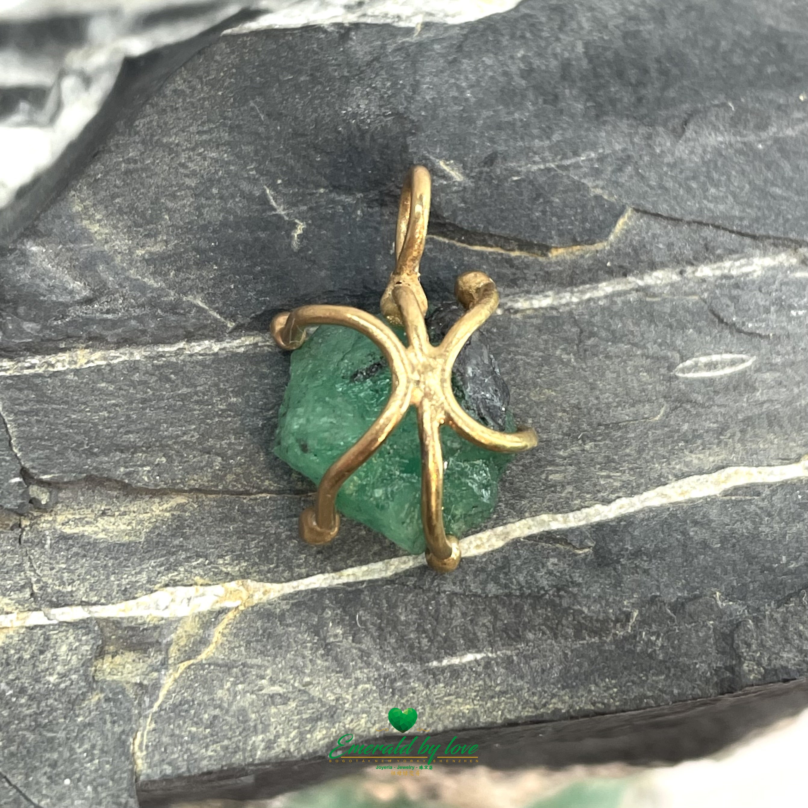 Gold-Plated Pendant with 6.0 ct Rough-Cut Emerald