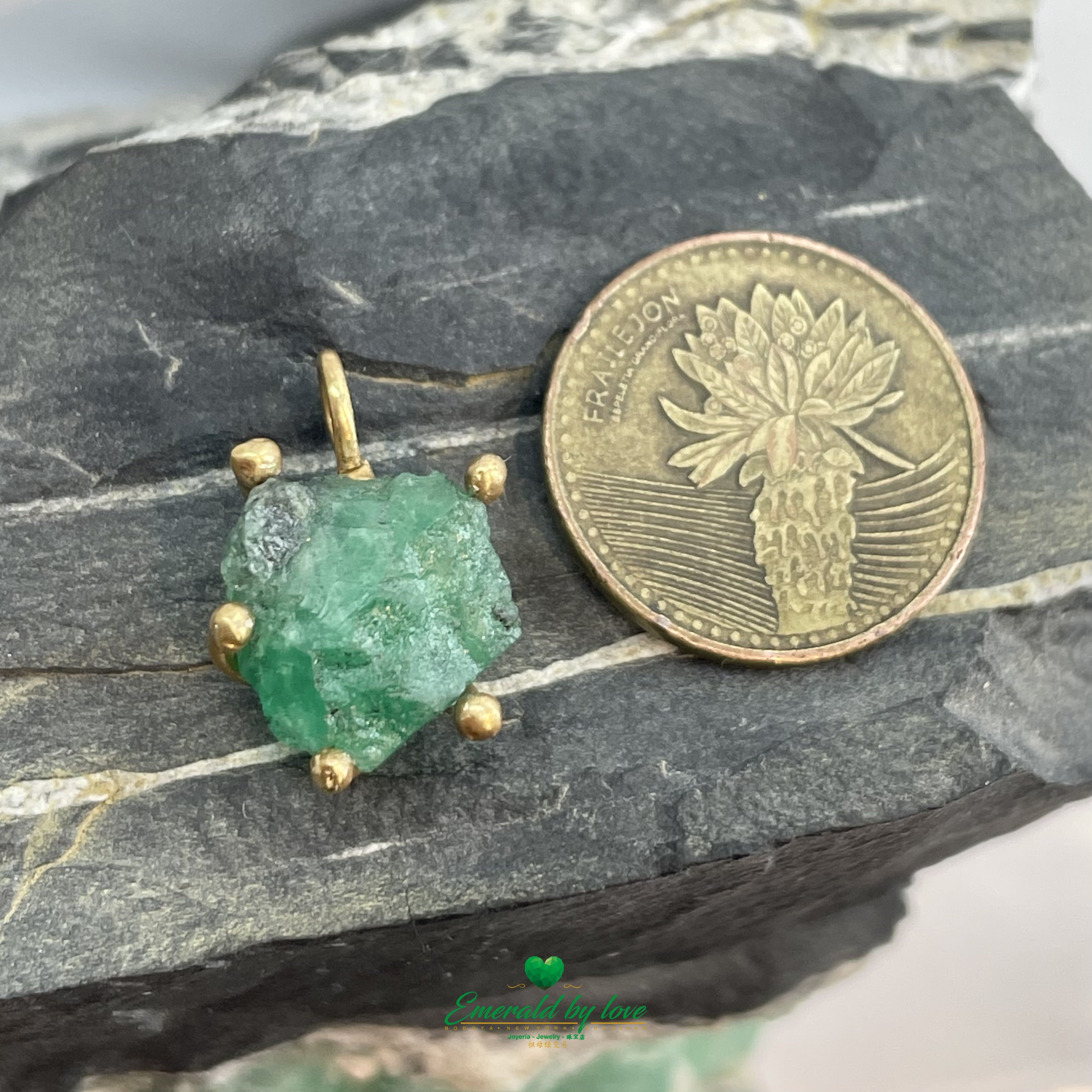 Gold-Plated Pendant with 6.0 ct Rough-Cut Emerald