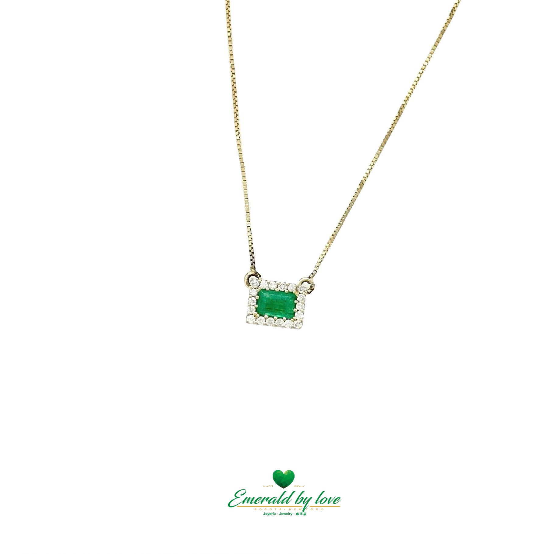 Yellow Gold Horizontal Cluster Pendant with Baguette Colombian Natural Emerald Surrounded by Diamonds