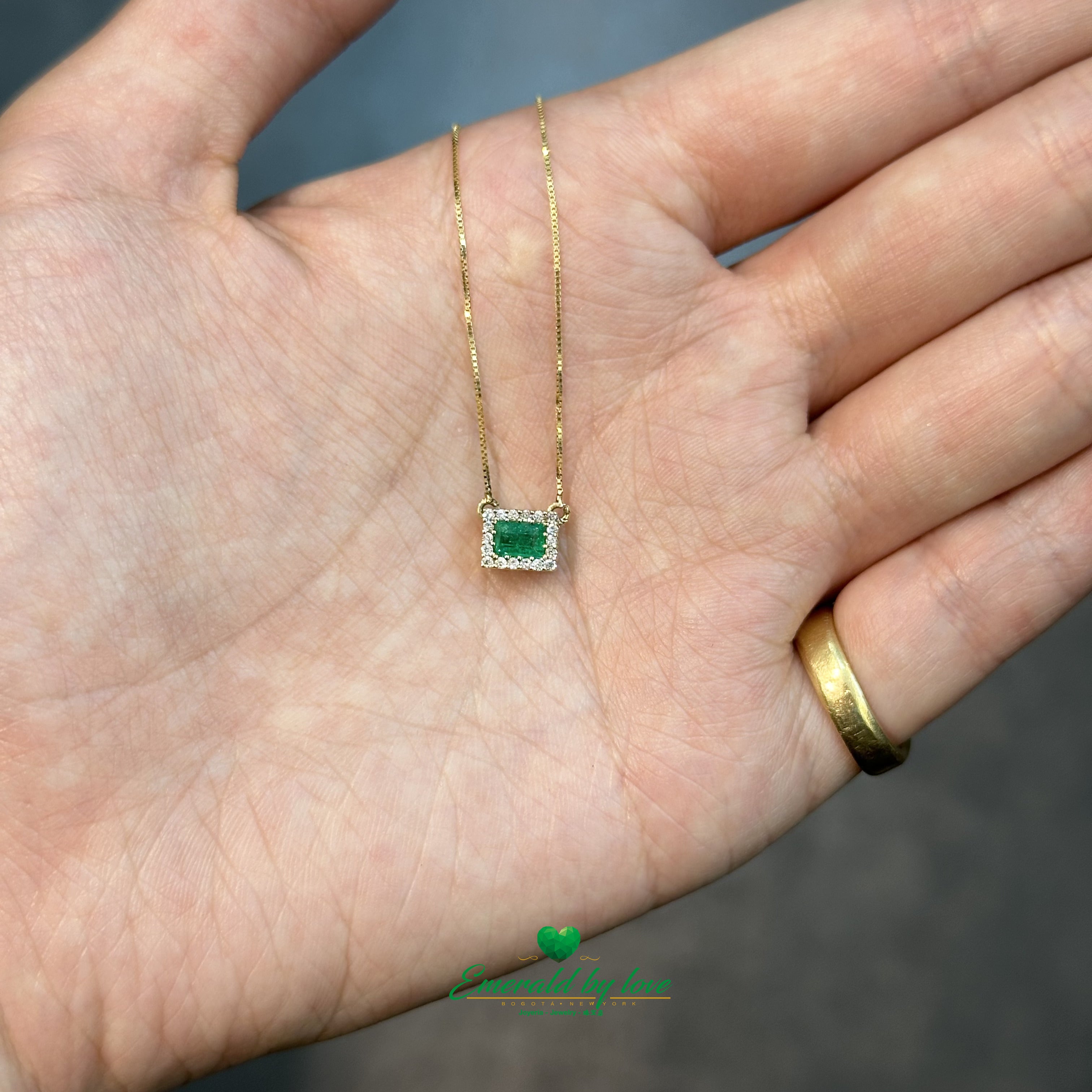 Yellow Gold Horizontal Cluster Pendant with Baguette Colombian Natural Emerald Surrounded by Diamonds