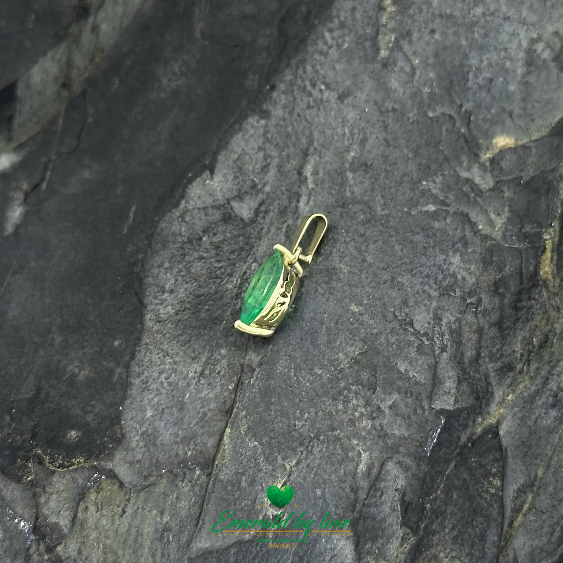 Vertical Marquise-Cut Emerald Pendant in 18K Yellow Gold