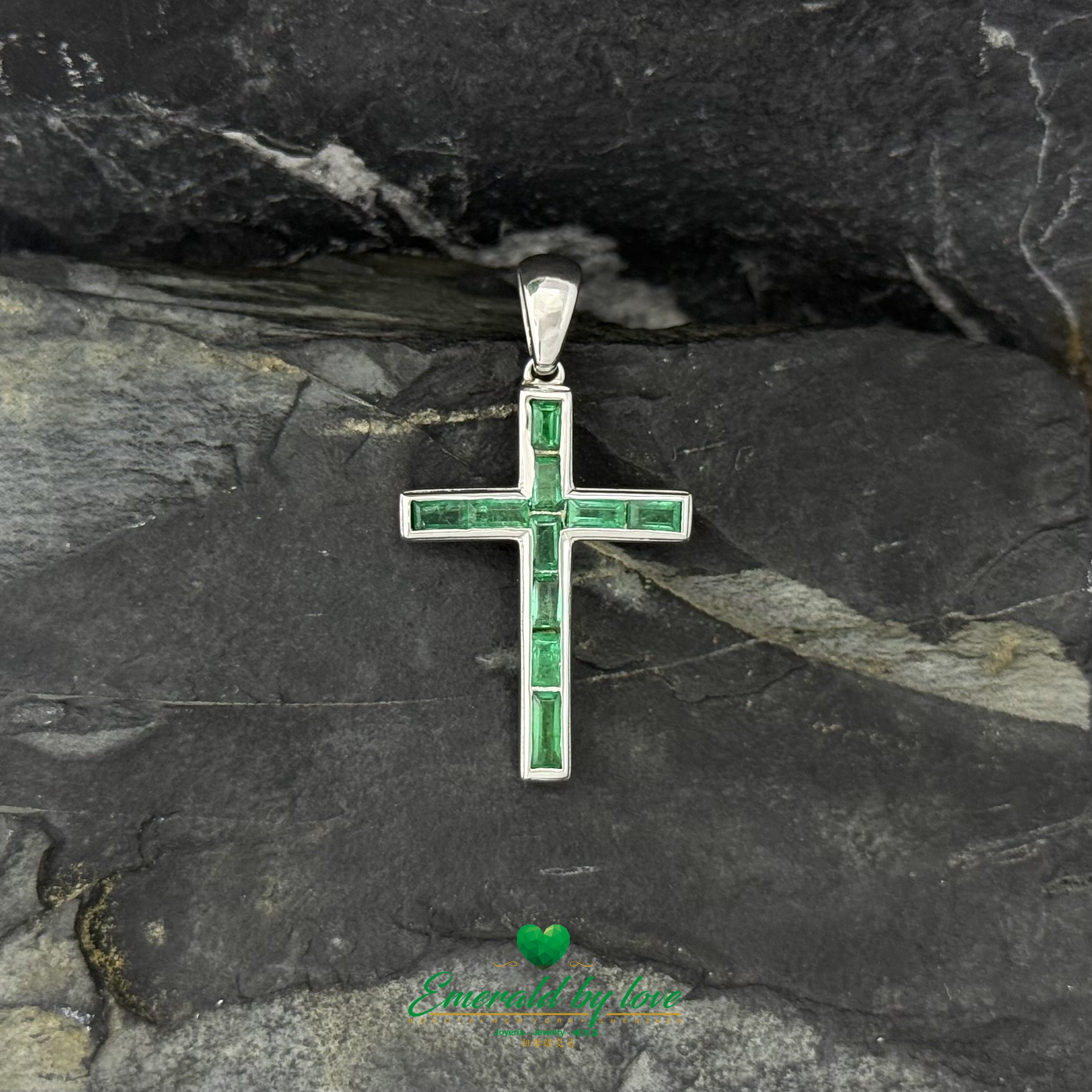 18K White Gold Cross Pendant with Baguette Colombian Emerald