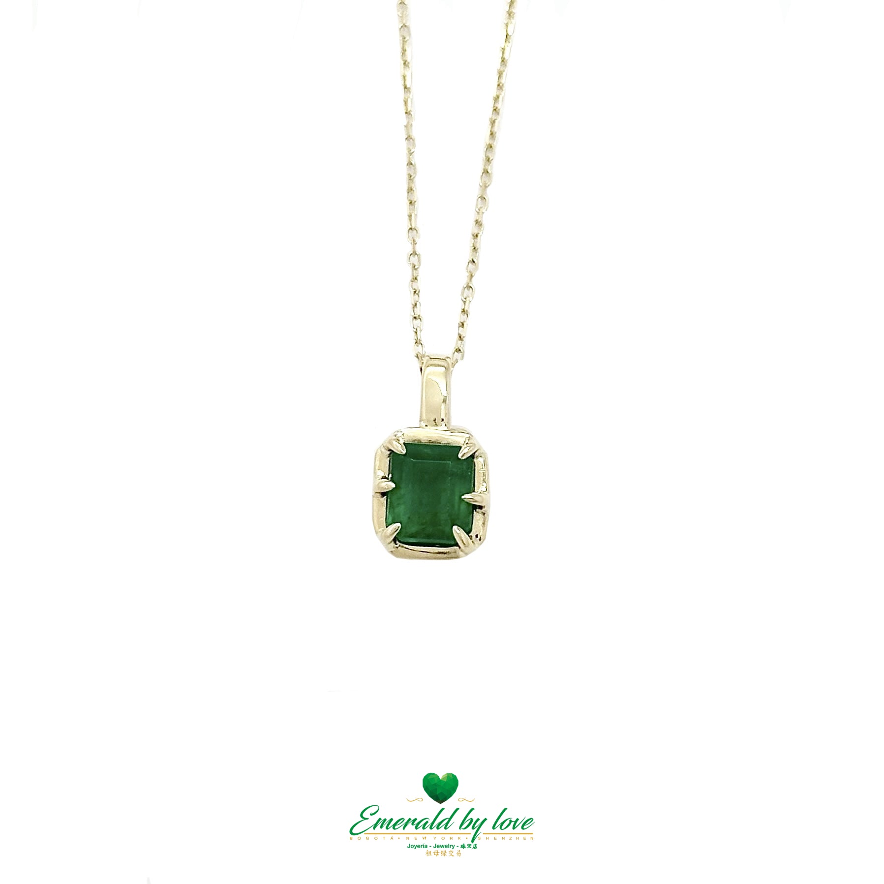 Sophisticated Yellow Gold Pendant with Rectangular Colombian Emerald and Bold Six-Prong Setting