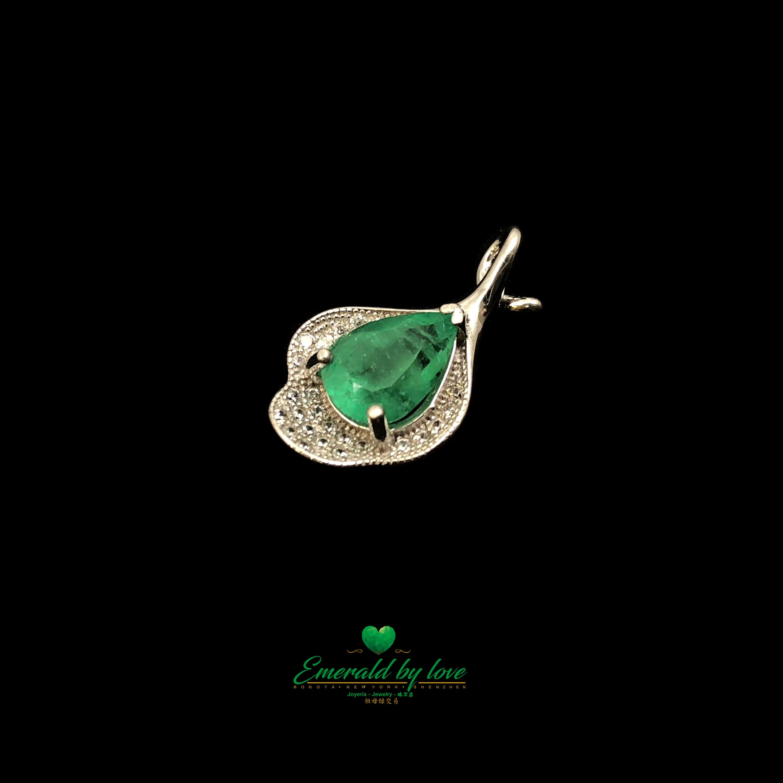 Vintage-Inspired Pendant with Pear-Shaped Emerald and Ornate Design